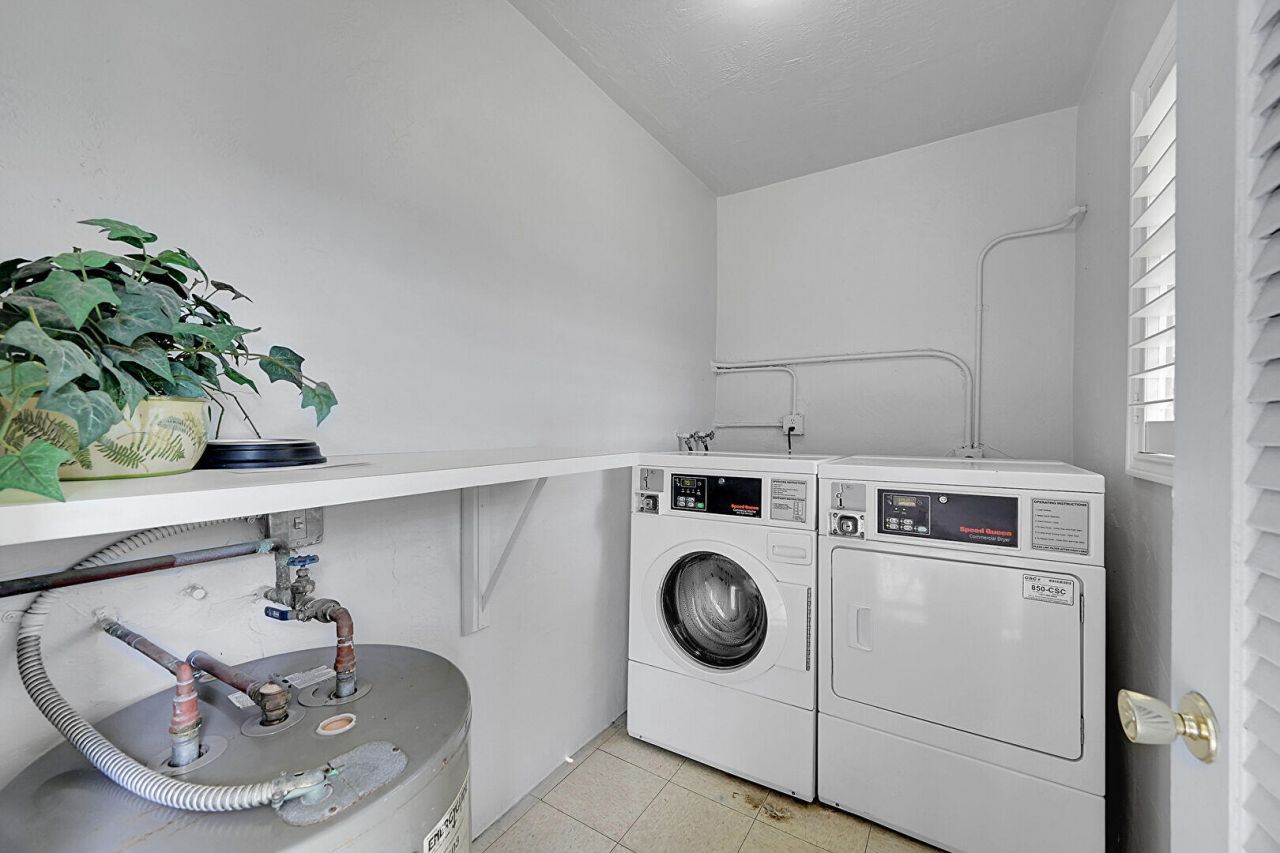 2110 NE 42nd Street, Unit 2b, Lighthouse Point, FL 33064 Photo