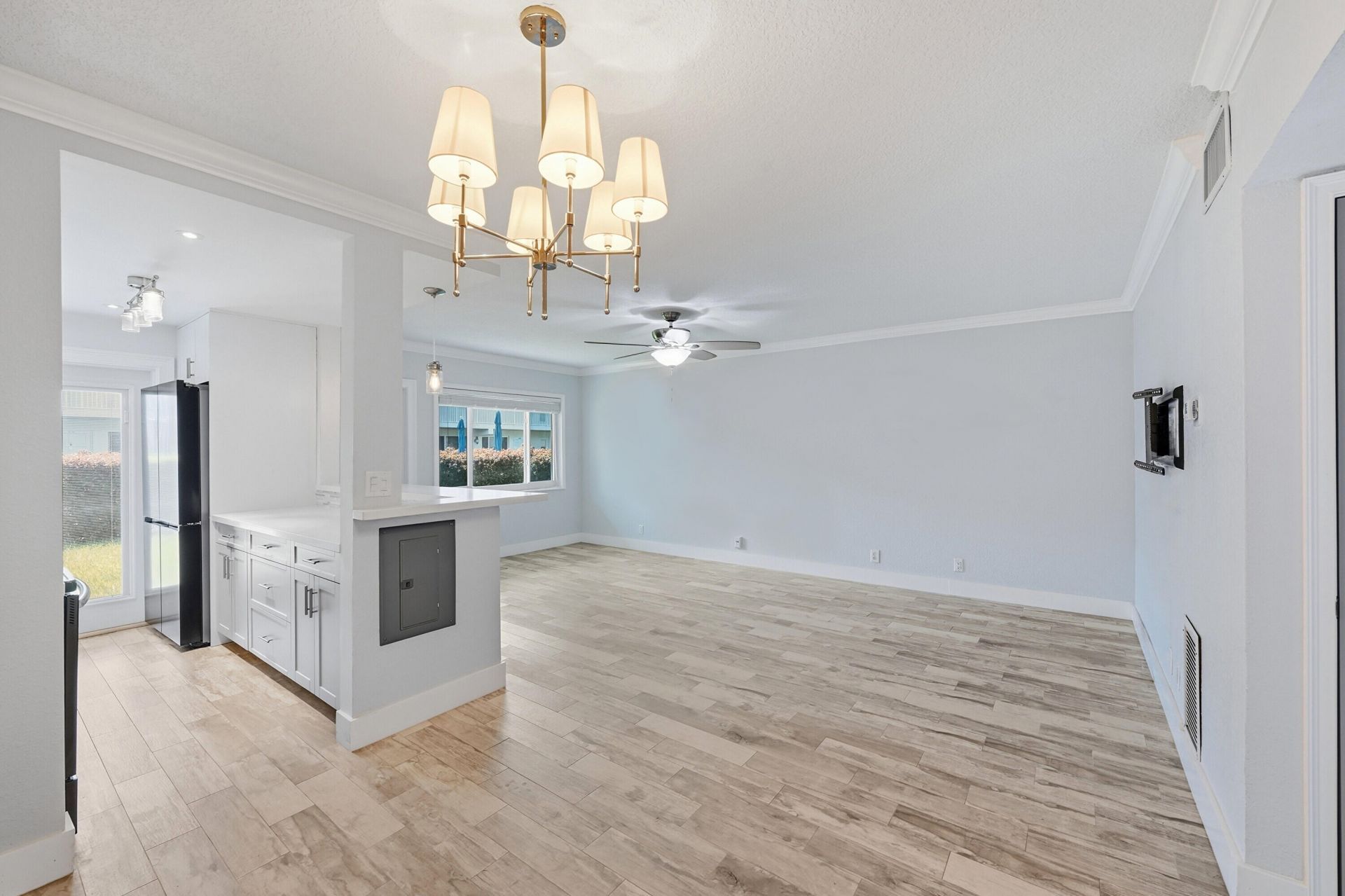 2110 NE 42nd Street, Unit 2b, Lighthouse Point, FL 33064 Photo