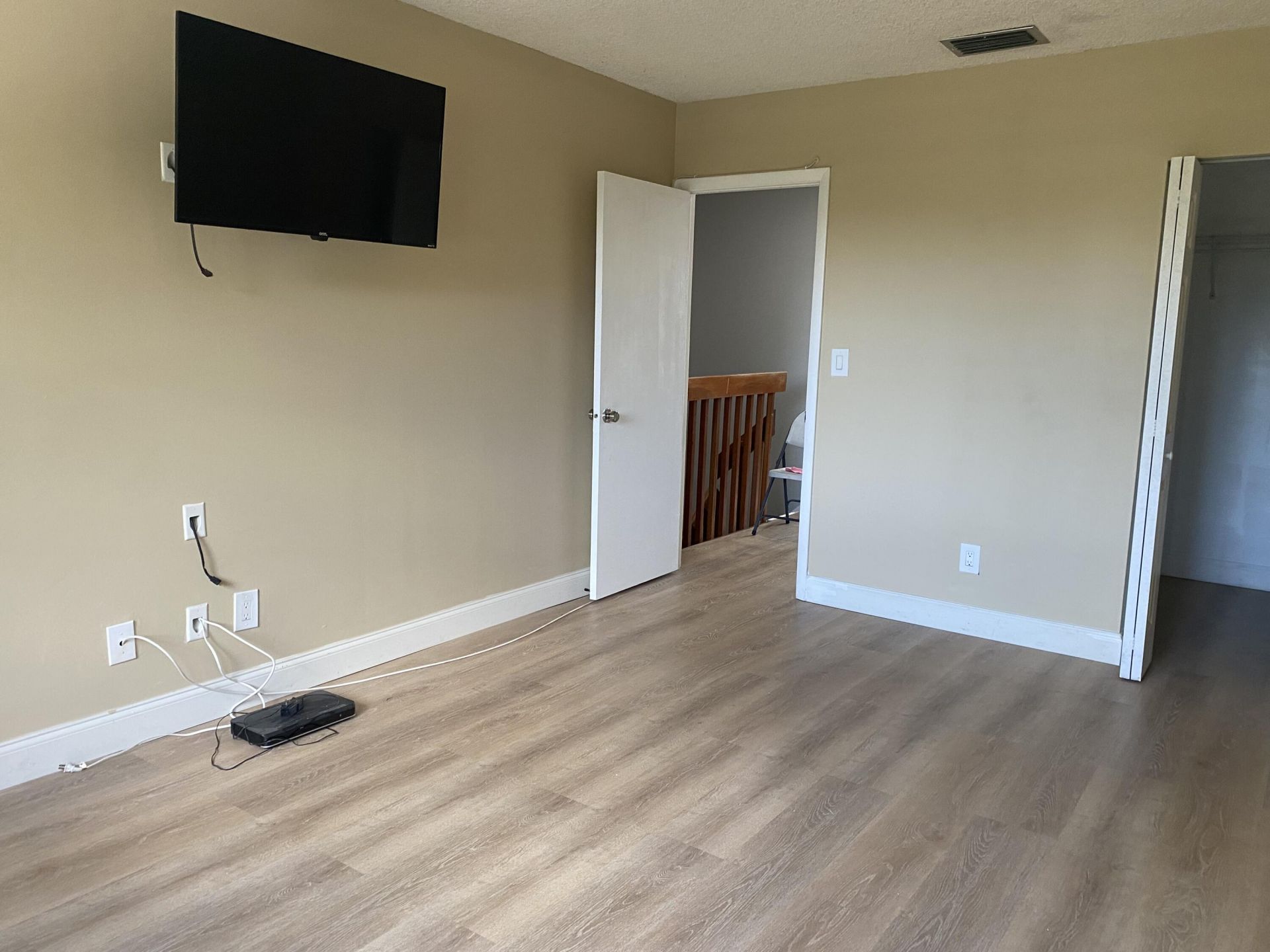 353 NW 103rd Terrace, Pembroke Pines, FL 33026 Photo