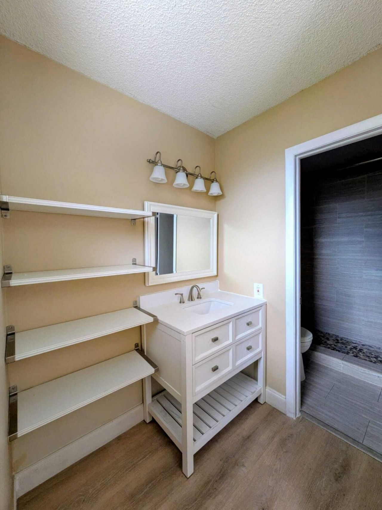 353 NW 103rd Terrace, Pembroke Pines, FL 33026 Photo