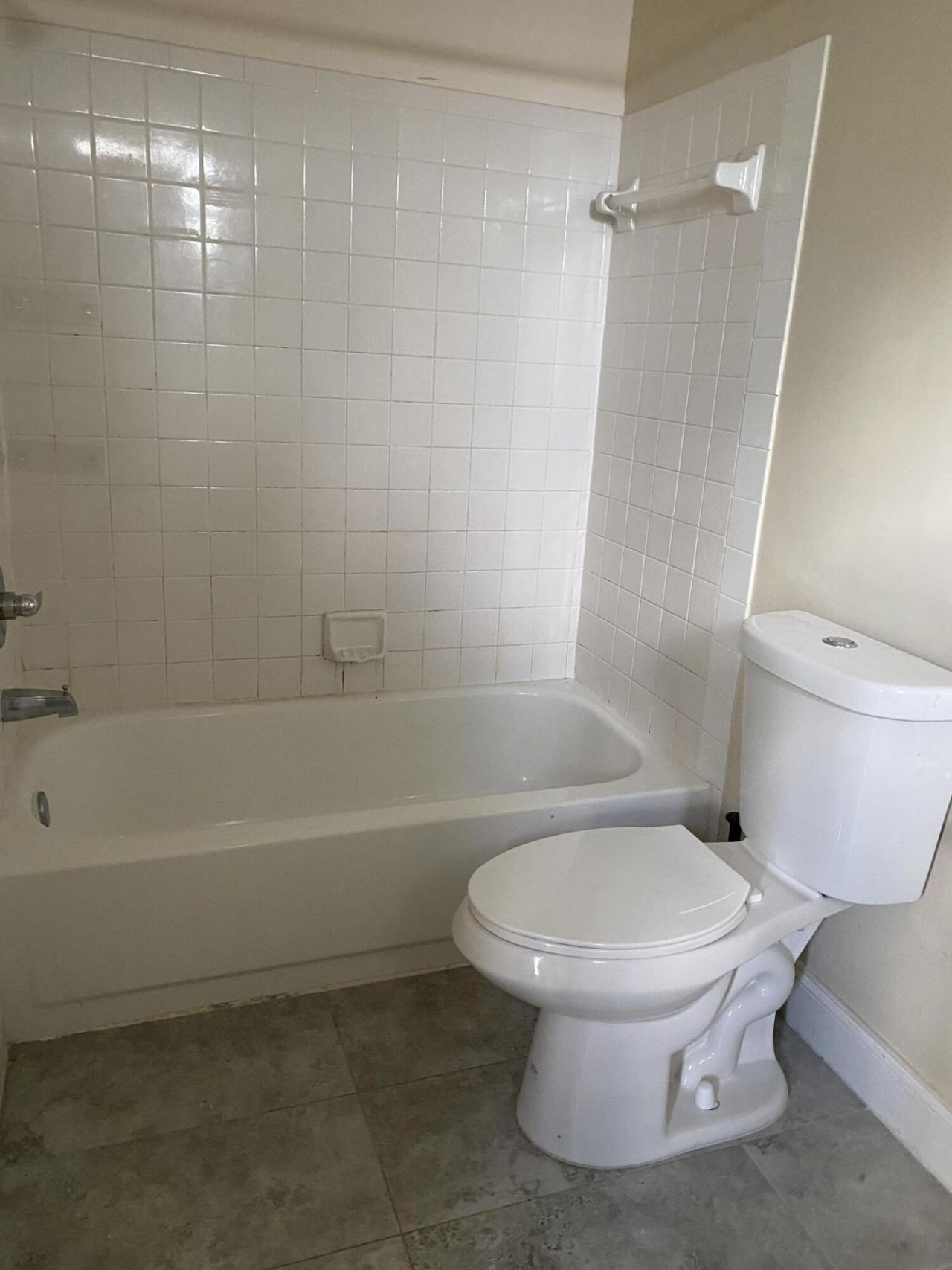 353 NW 103rd Terrace, Pembroke Pines, FL 33026 Photo
