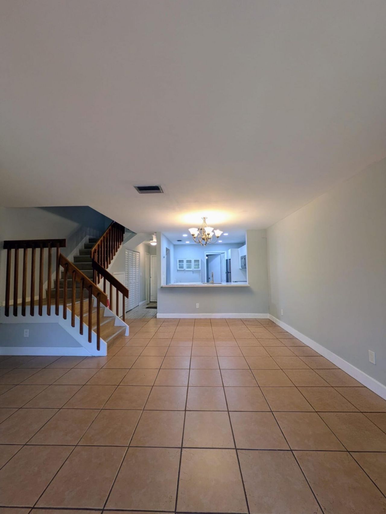 353 NW 103rd Terrace, Pembroke Pines, FL 33026 Photo