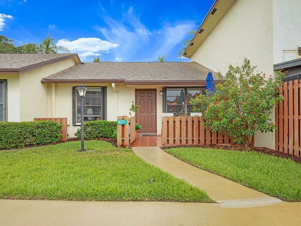 8071 SE Villa Circle, Hobe Sound, FL 33455