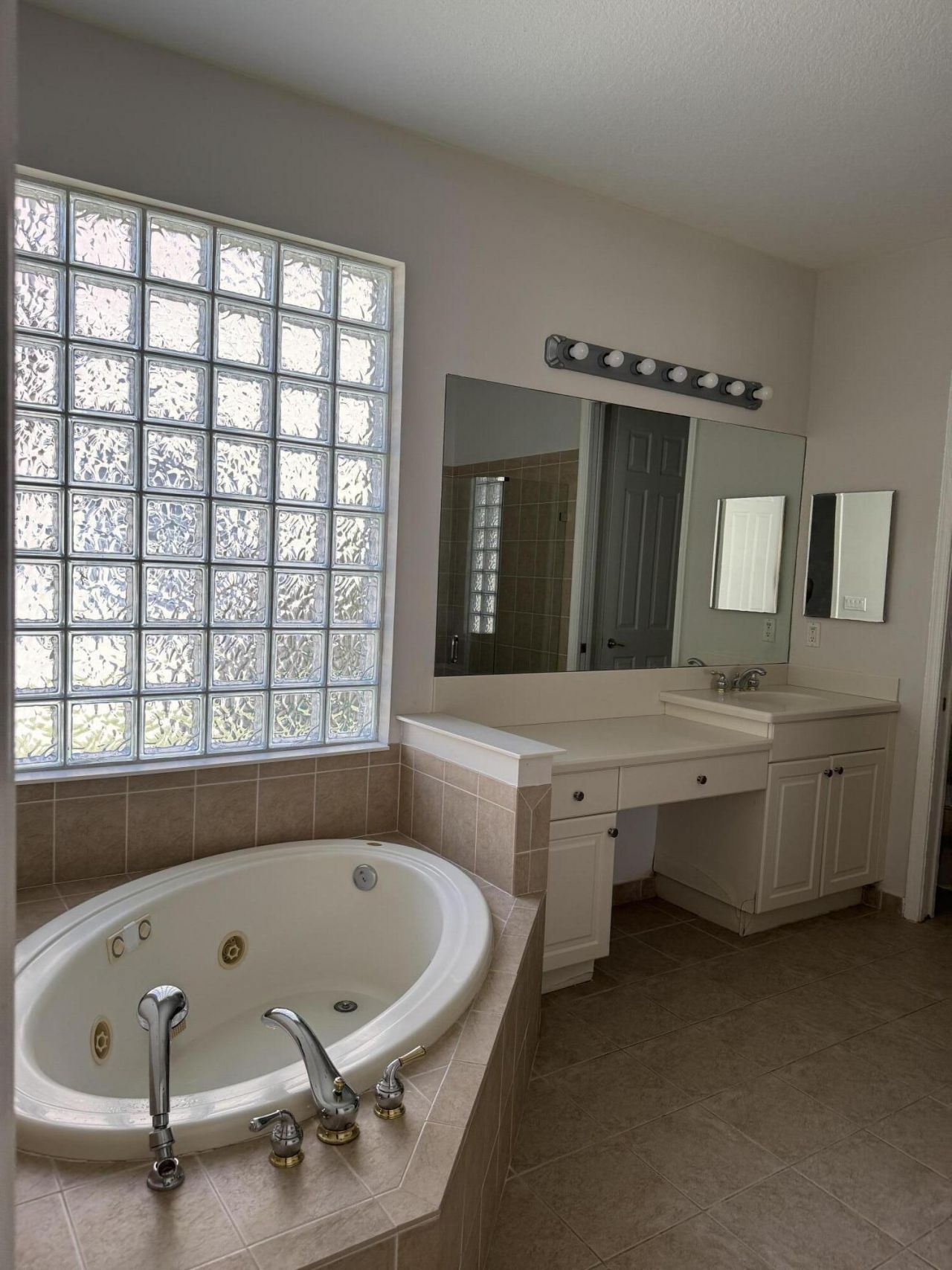 2264 Newport Isles Boulevard, Port Saint Lucie, FL 34953 Photo