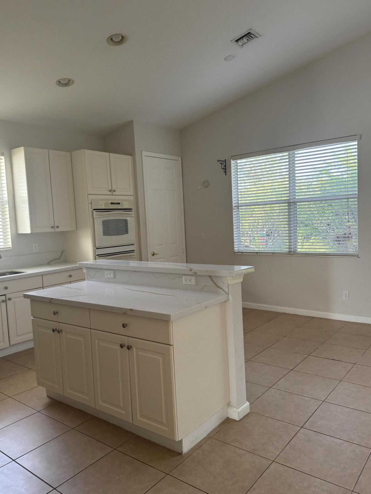 2264 Newport Isles Boulevard, Port Saint Lucie, FL 34953 Photo