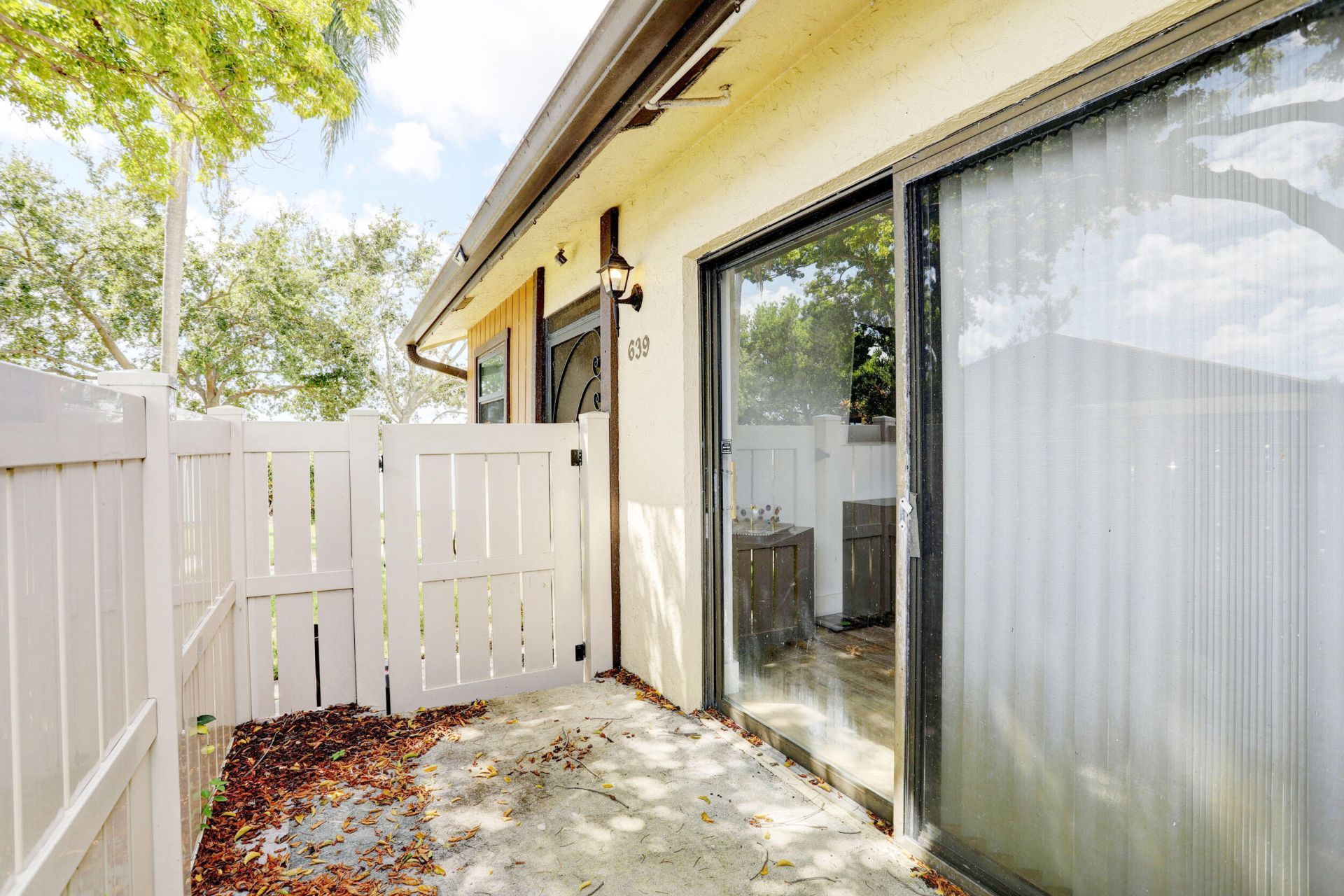 639 Banks Road, Margate, FL 33063 Photo