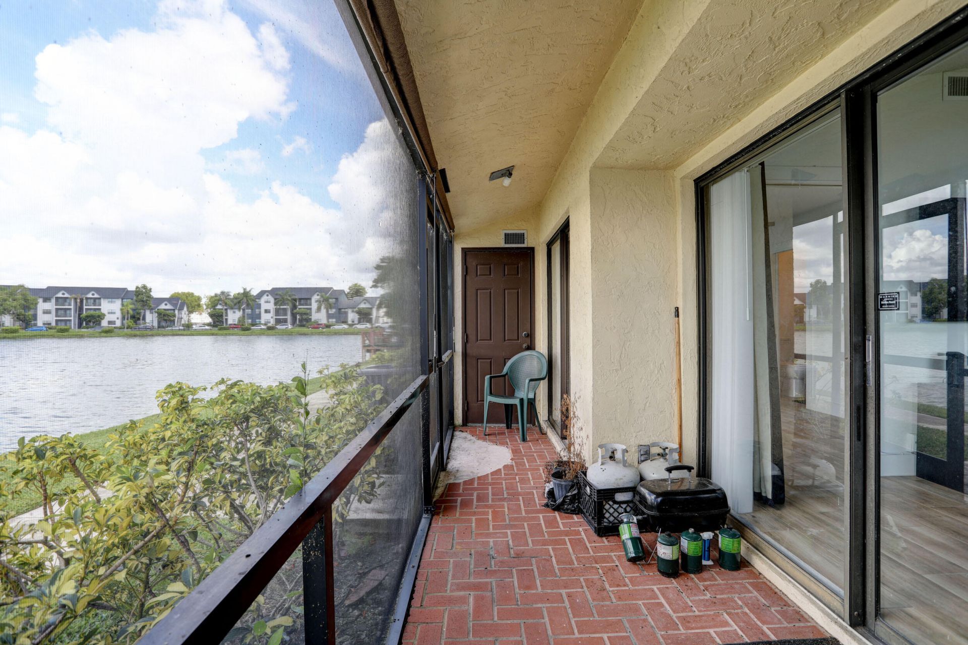 639 Banks Road, Margate, FL 33063 Photo