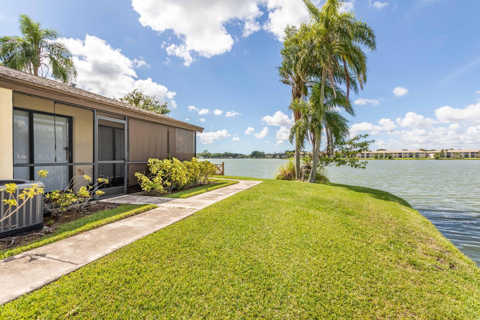 639 Banks Road, Margate, FL 33063 Photo