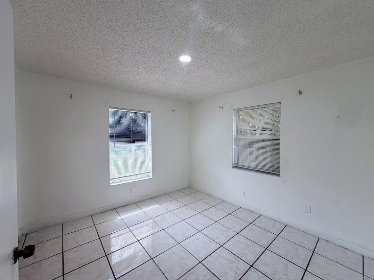 5899 Mango Road, West Palm Beach, FL 33413 Photo