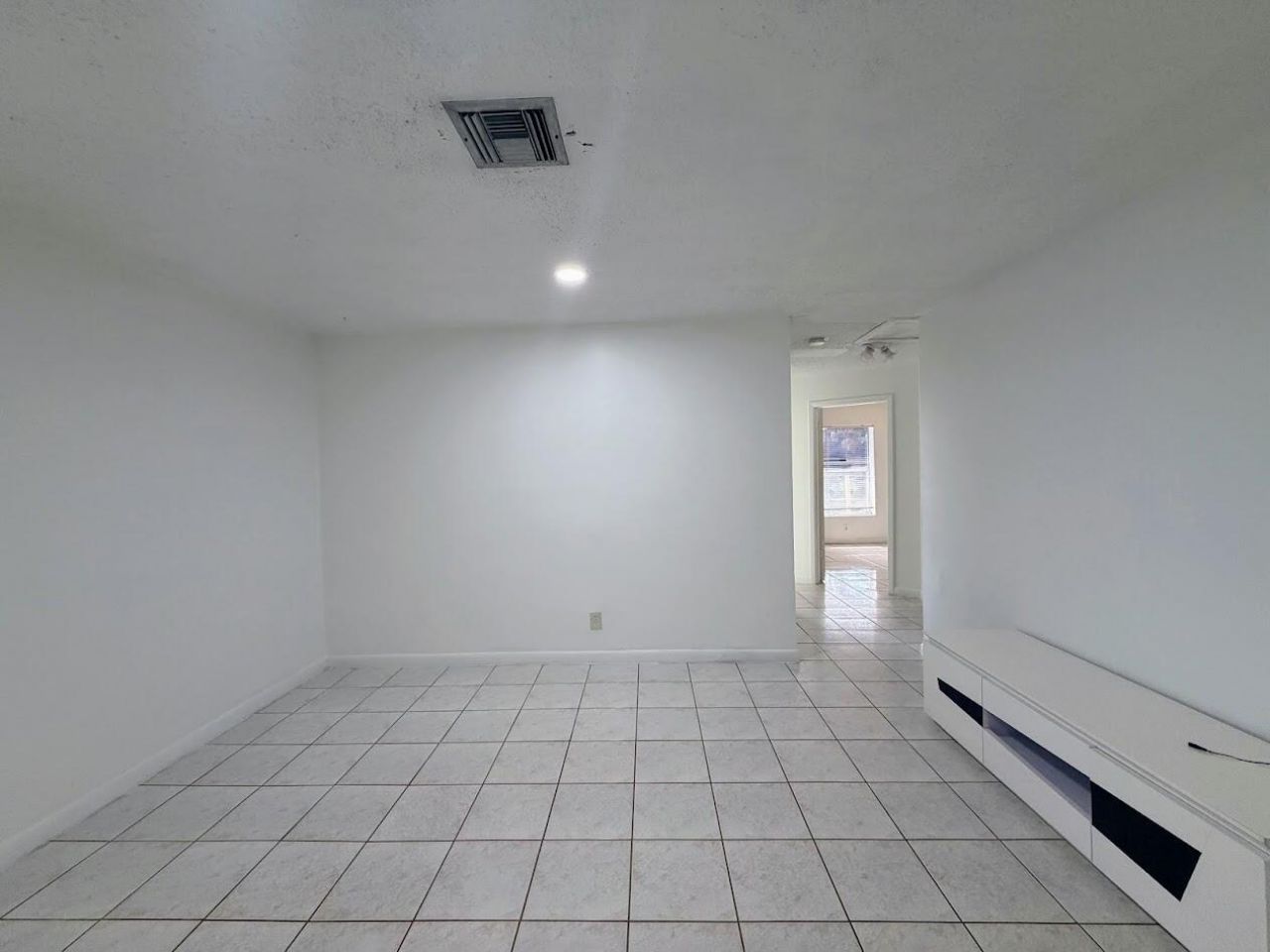 5899 Mango Road, West Palm Beach, FL 33413 Photo