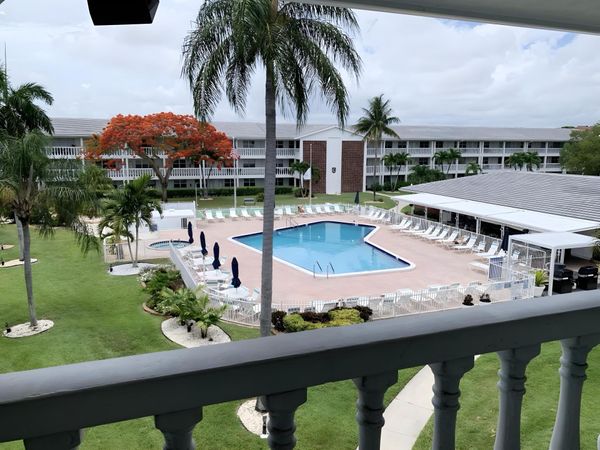 5200 NE 24th Terrace, Unit C303, Fort Lauderdale, FL 33308