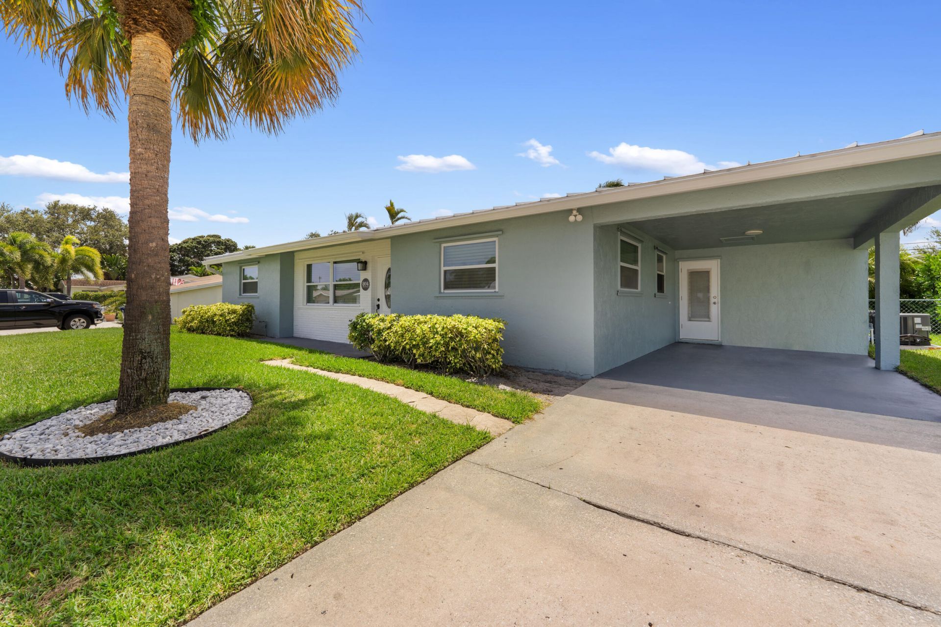 204 Circle E, Jupiter, FL 33458 Photo