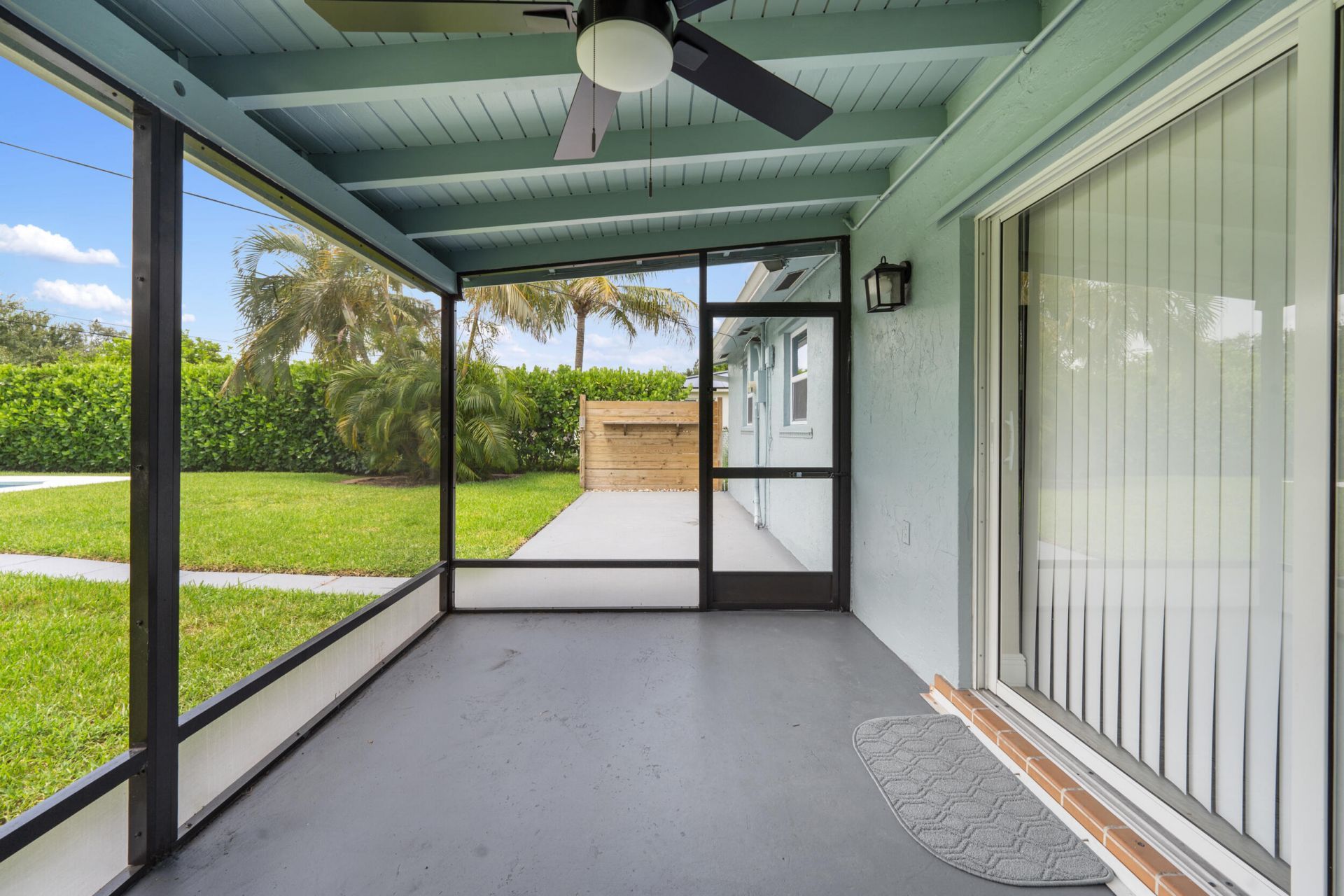 204 Circle E, Jupiter, FL 33458 Photo