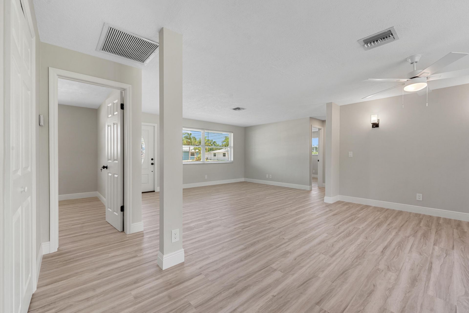 204 Circle E, Jupiter, FL 33458 Photo