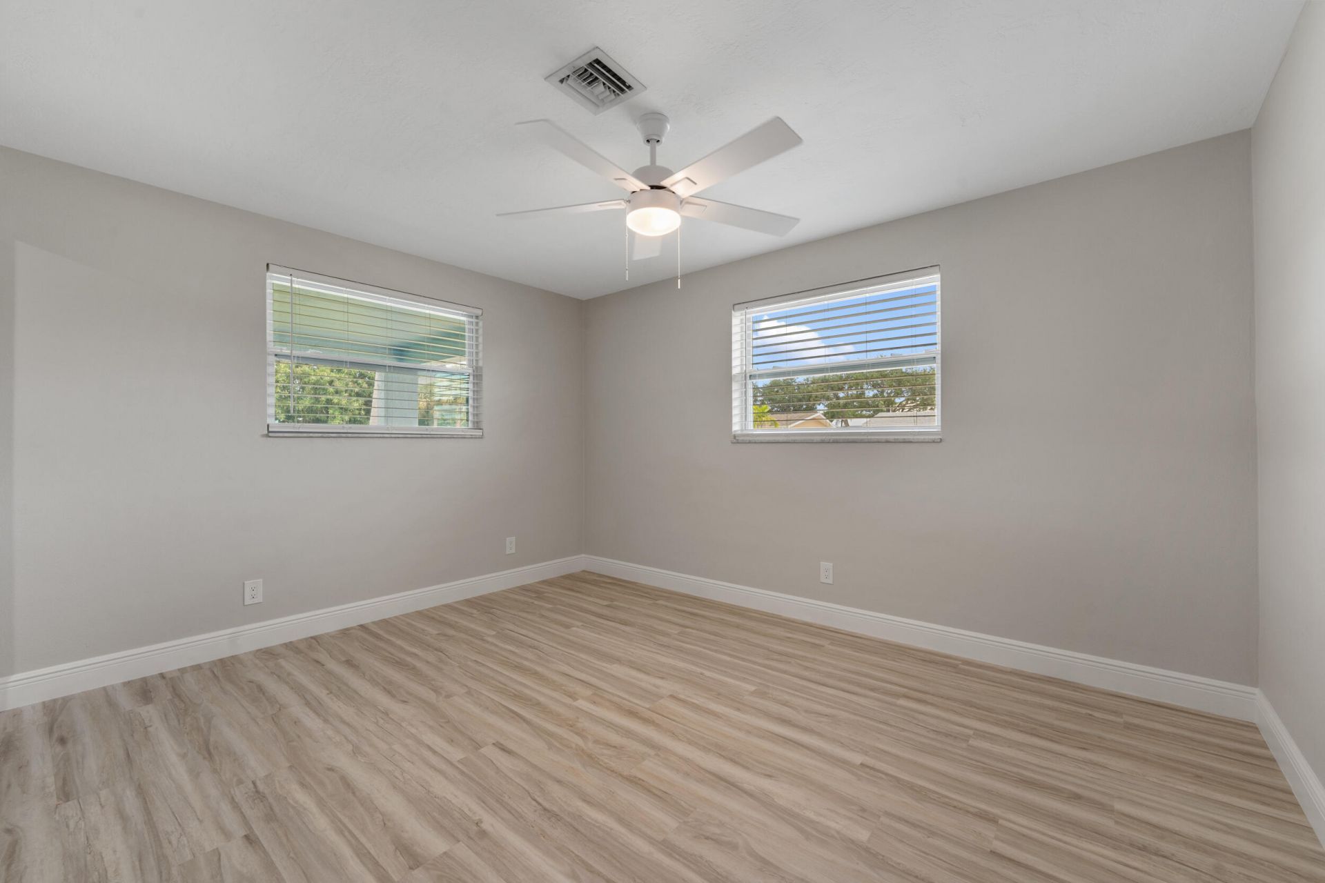204 Circle E, Jupiter, FL 33458 Photo