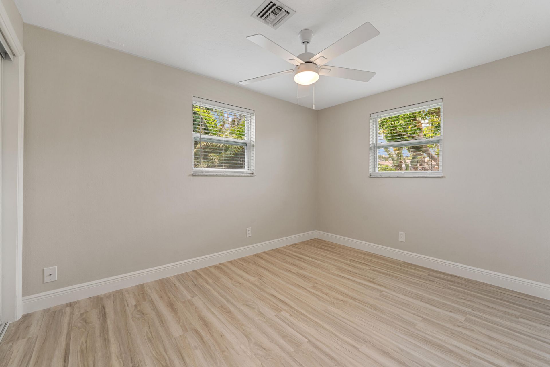 204 Circle E, Jupiter, FL 33458 Photo