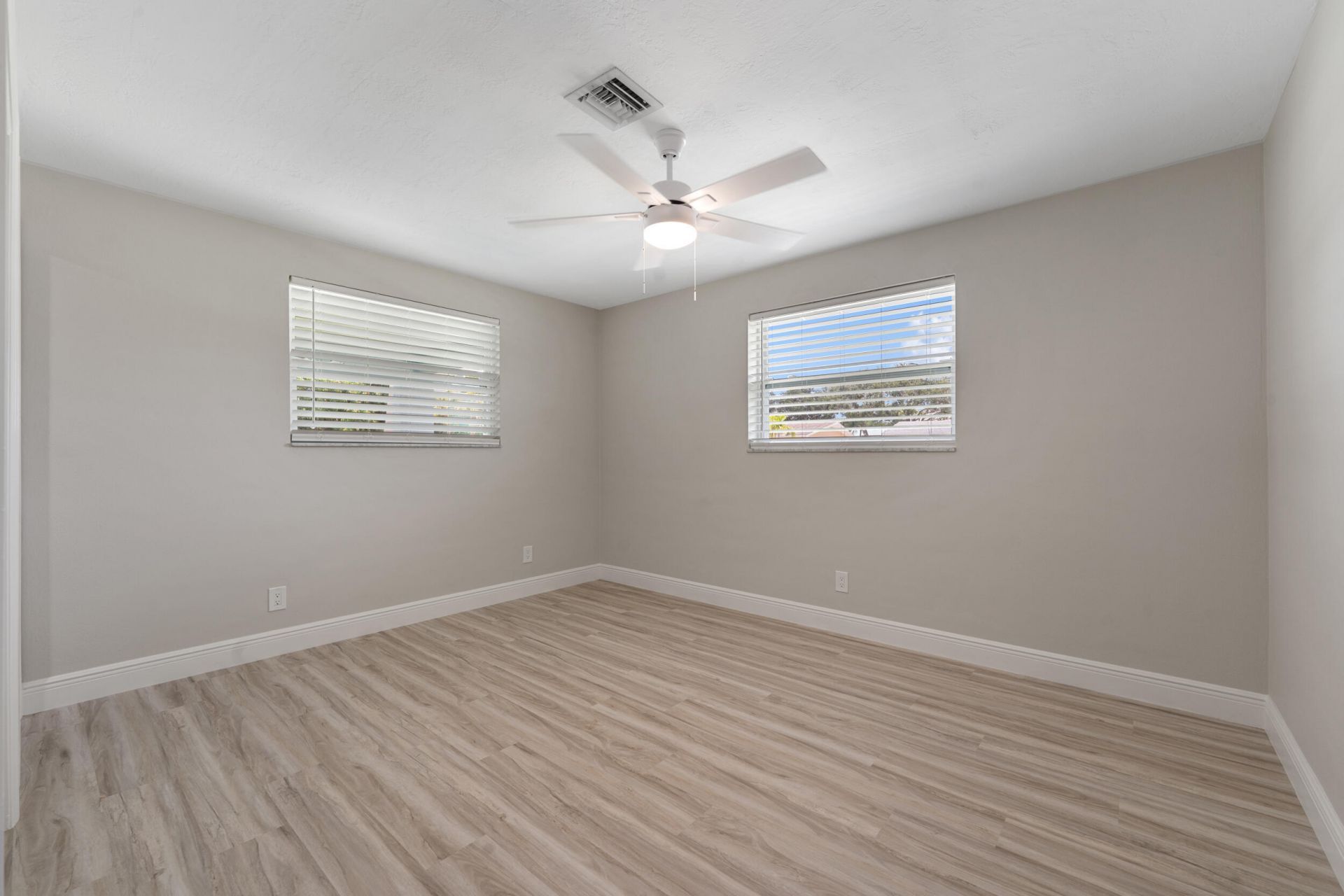 204 Circle E, Jupiter, FL 33458 Photo