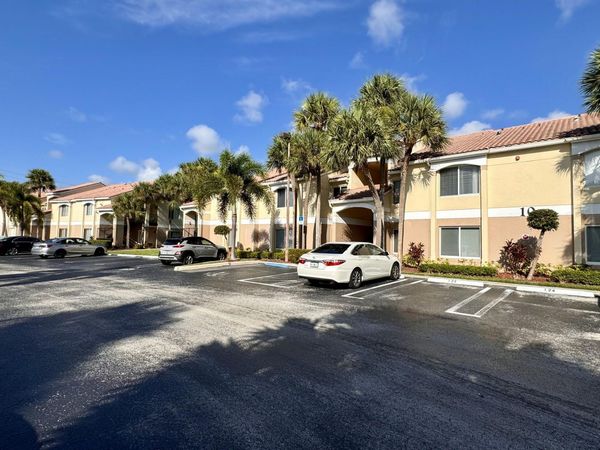 815 W Boynton Beach Boulevard, Unit 10-105, Boynton Beach, FL 33426