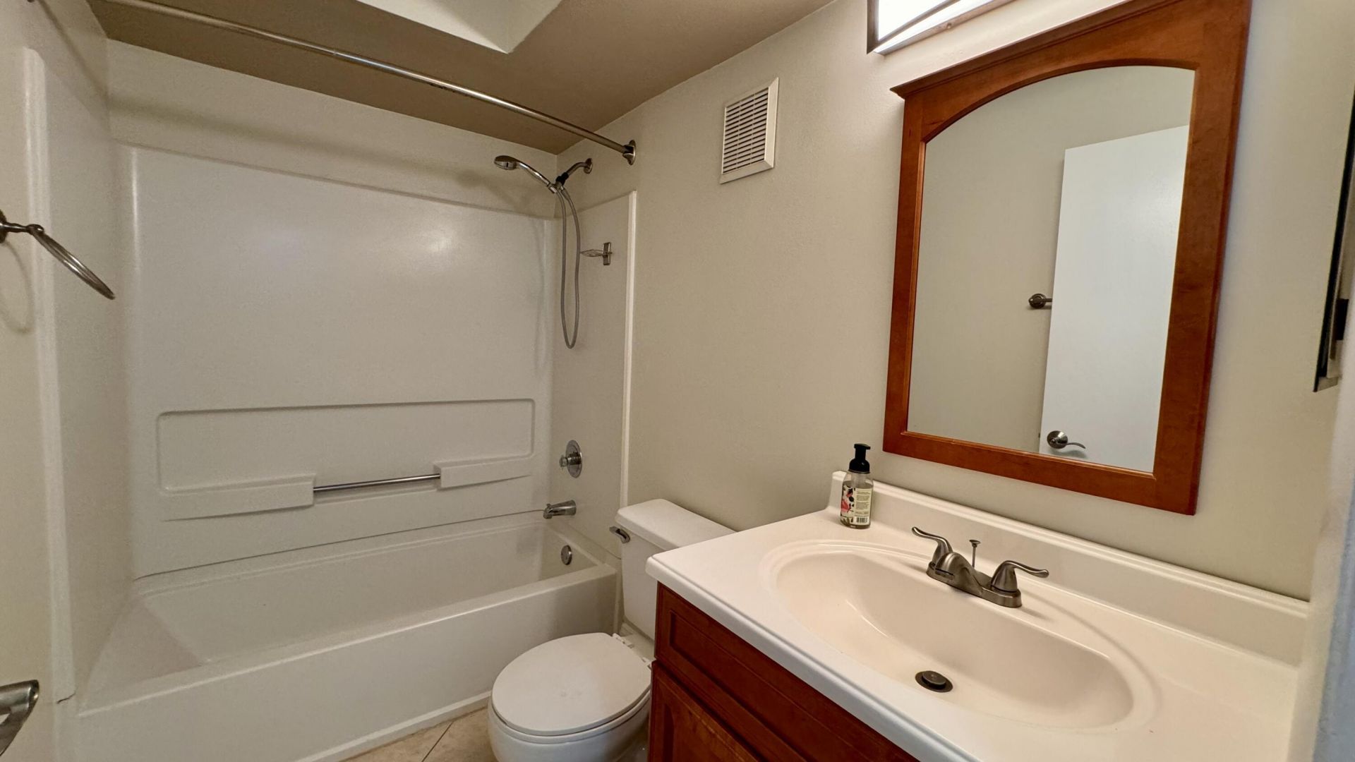 815 W Boynton Beach Boulevard, Unit 10-105, Boynton Beach, FL 33426 Photo
