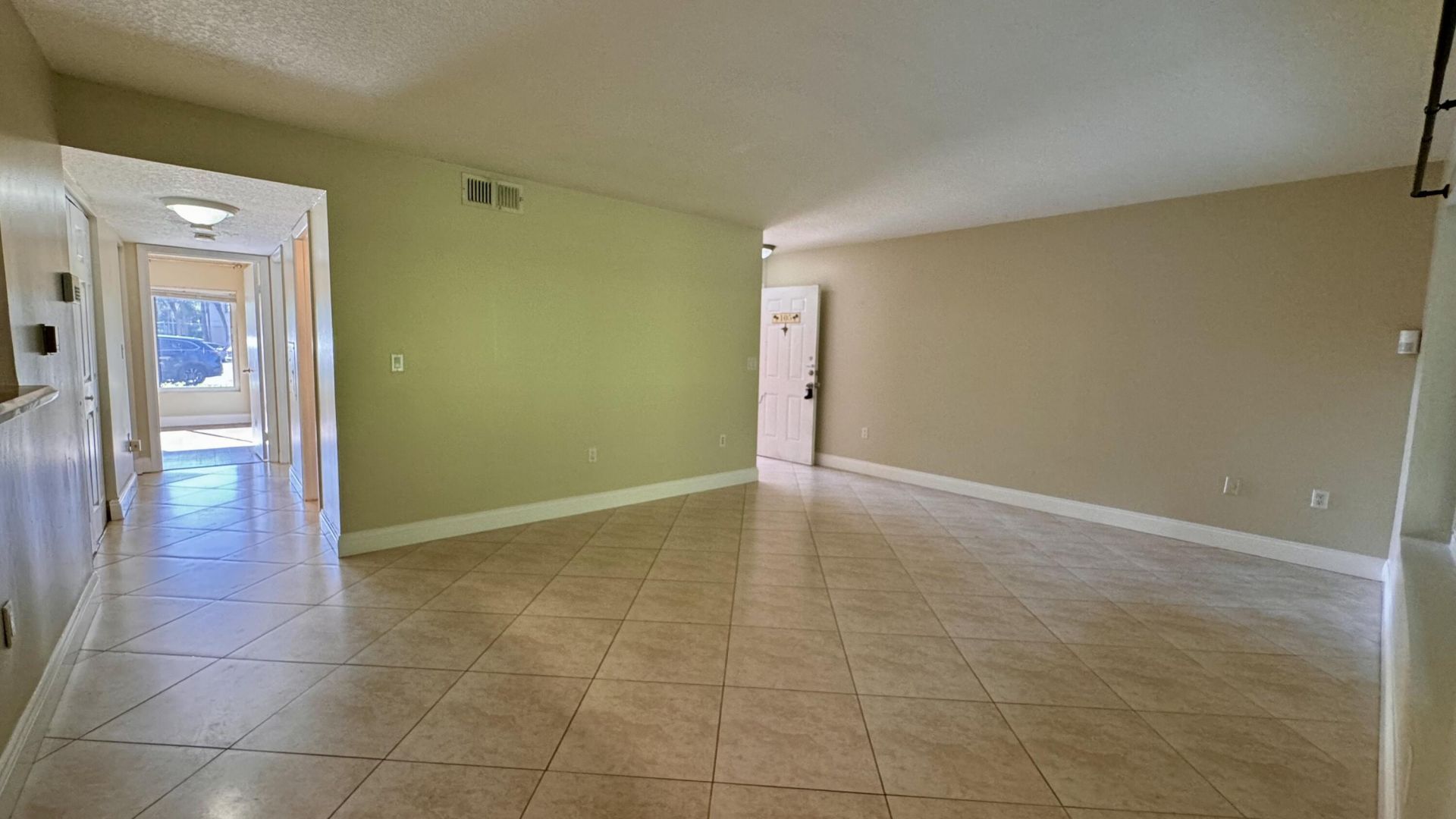 815 W Boynton Beach Boulevard, Unit 10-105, Boynton Beach, FL 33426 Photo