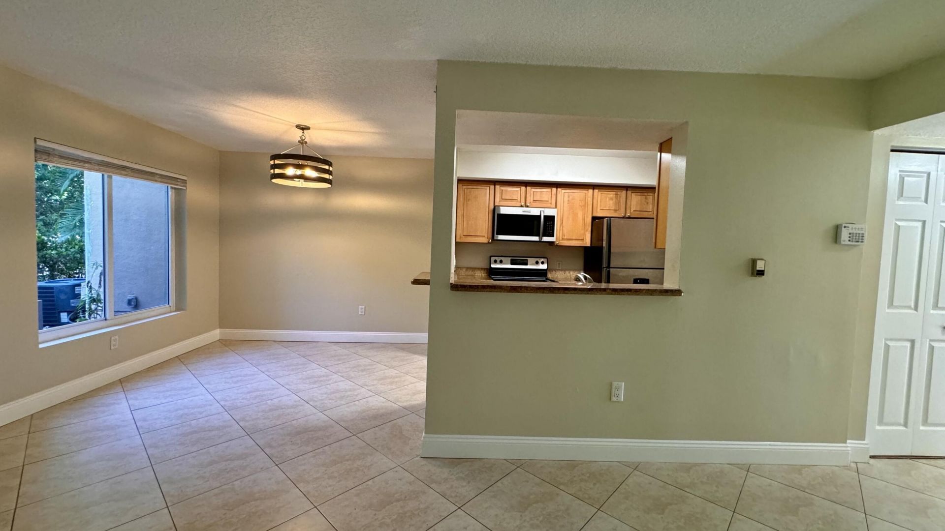 815 W Boynton Beach Boulevard, Unit 10-105, Boynton Beach, FL 33426 Photo
