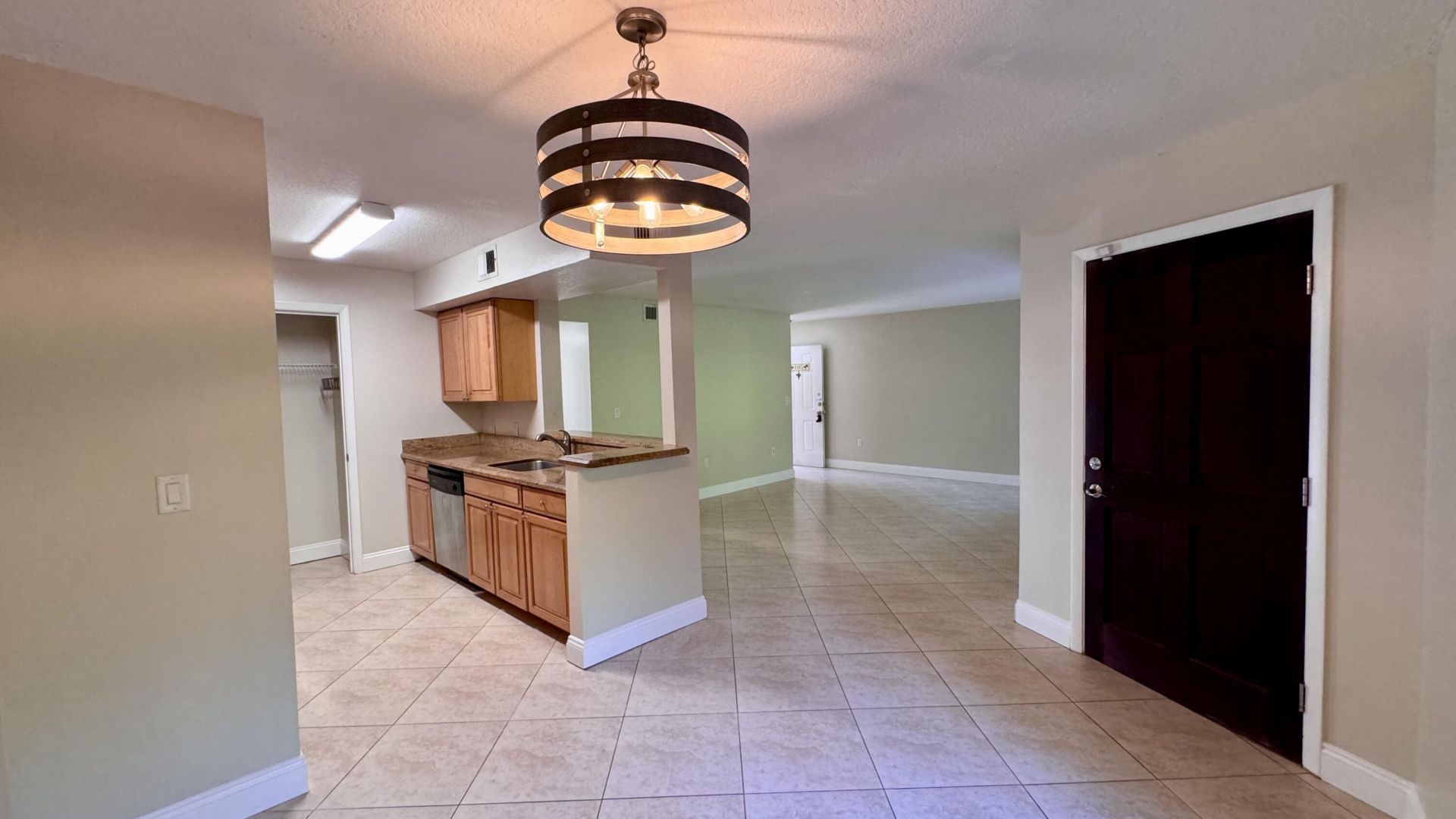 815 W Boynton Beach Boulevard, Unit 10-105, Boynton Beach, FL 33426 Photo