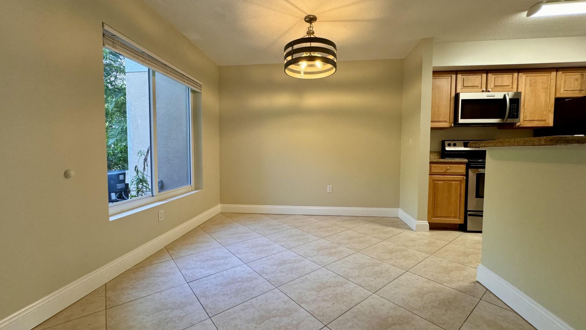 815 W Boynton Beach Boulevard, Unit 10-105, Boynton Beach, FL 33426 Photo