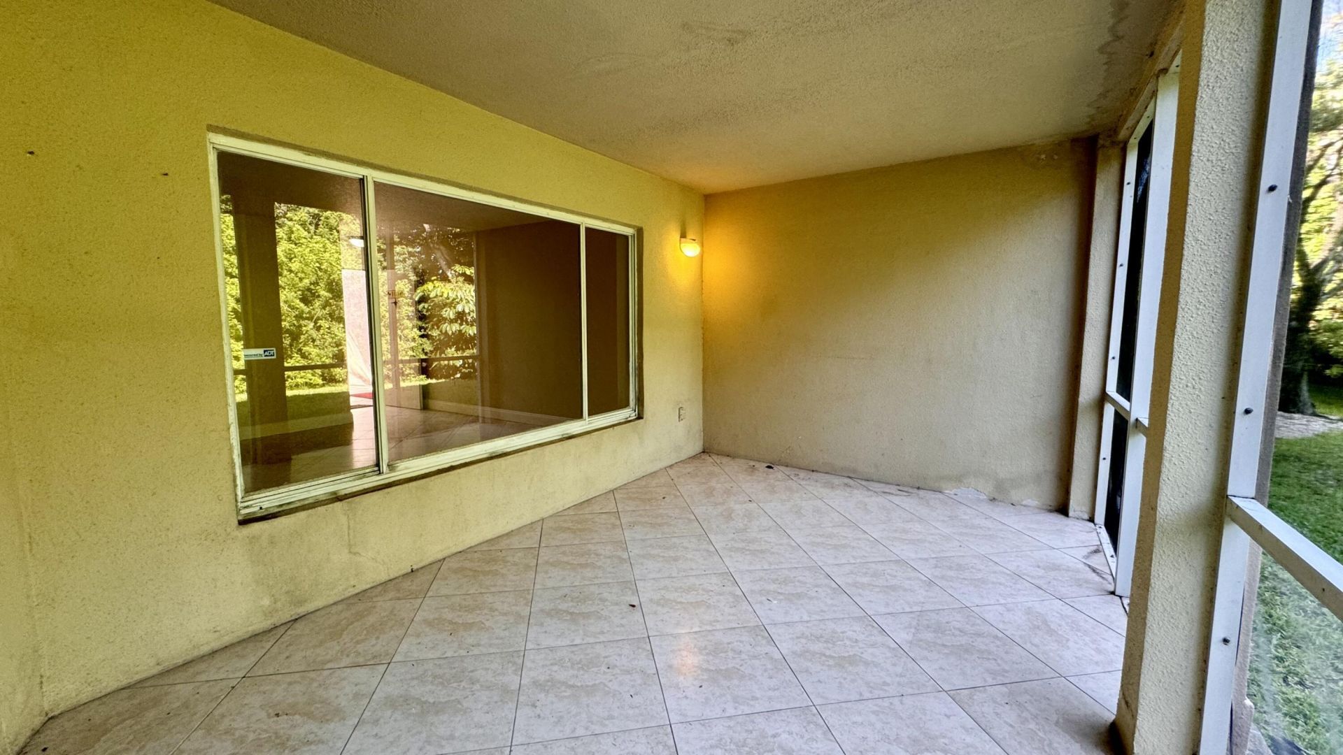 815 W Boynton Beach Boulevard, Unit 10-105, Boynton Beach, FL 33426 Photo