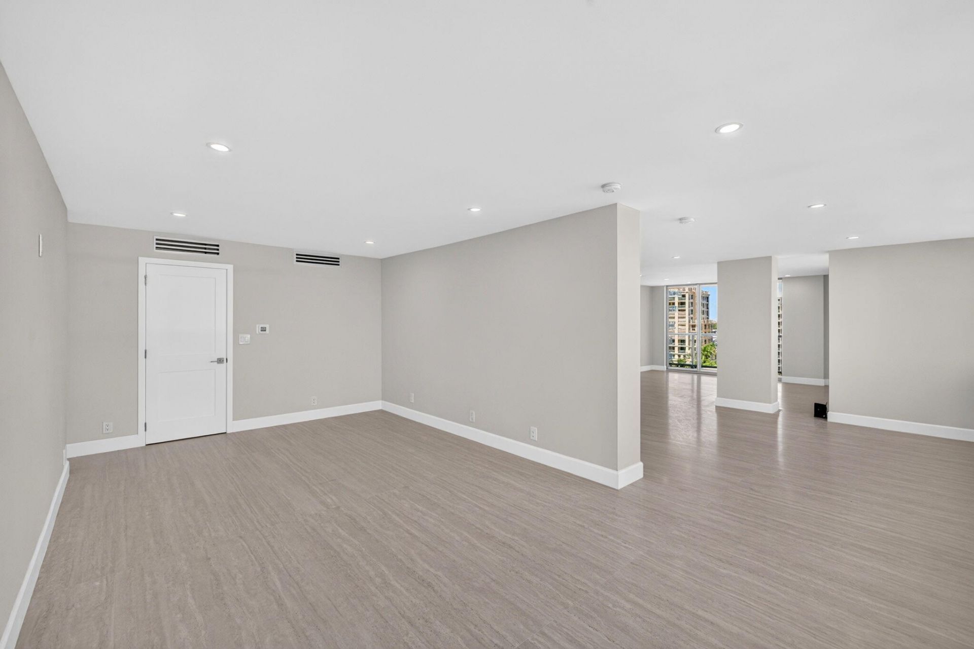 209 N Fort Lauderdale Beach Boulevard N, Unit 8a, Fort Lauderdale, FL 33304 Photo