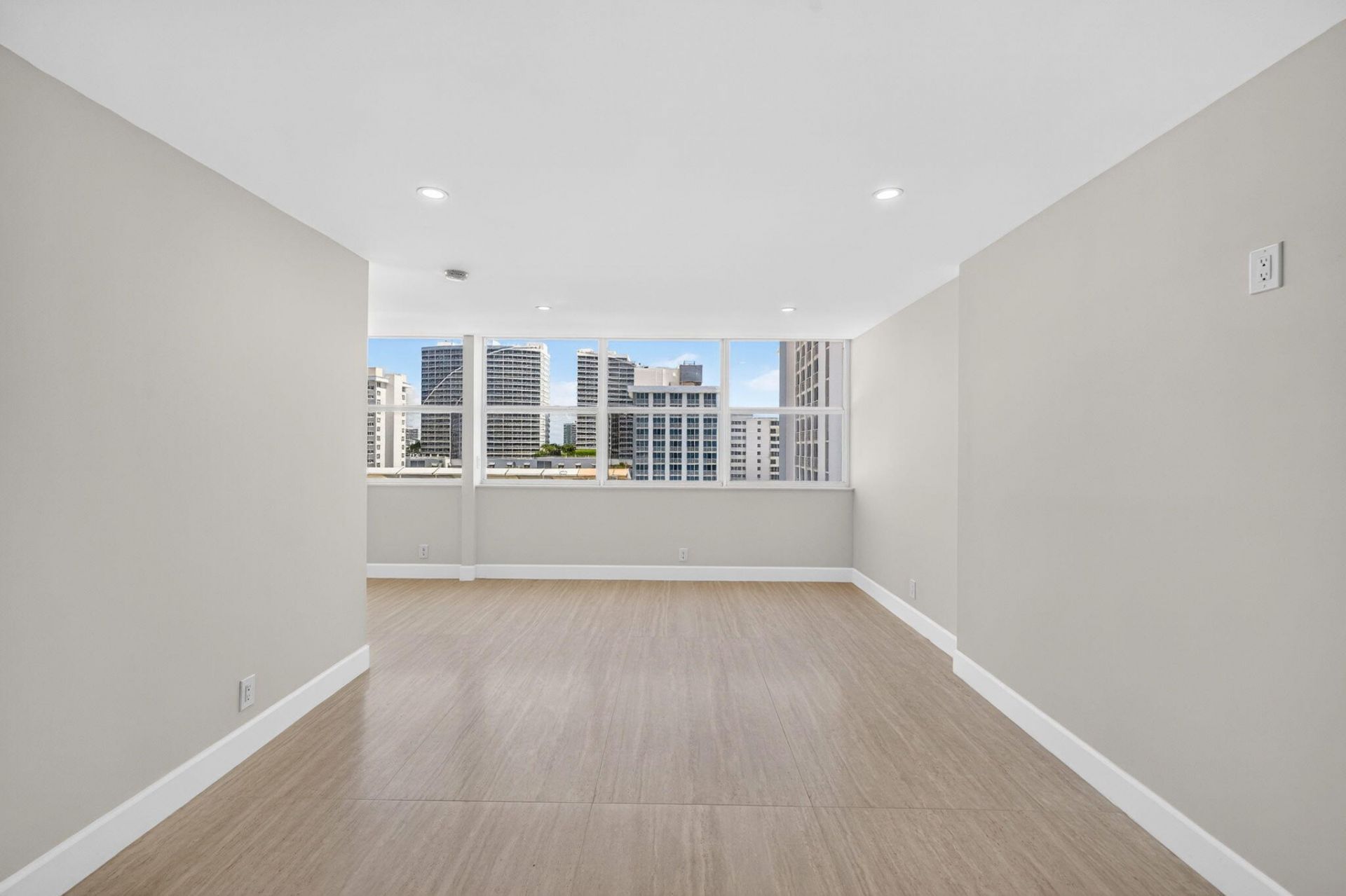 209 N Fort Lauderdale Beach Boulevard N, Unit 8a, Fort Lauderdale, FL 33304 Photo