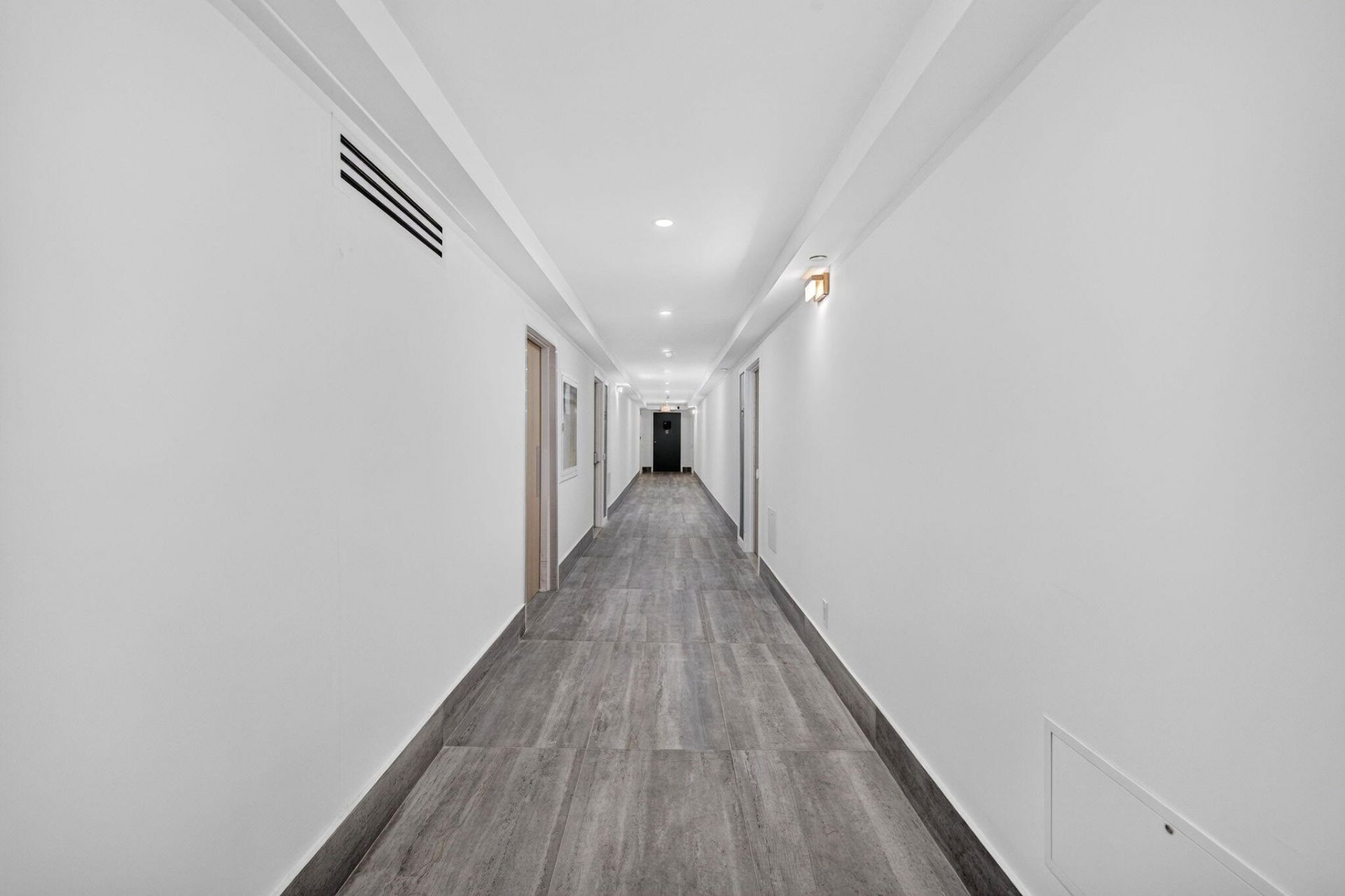 209 N Fort Lauderdale Beach Boulevard N, Unit 8a, Fort Lauderdale, FL 33304 Photo