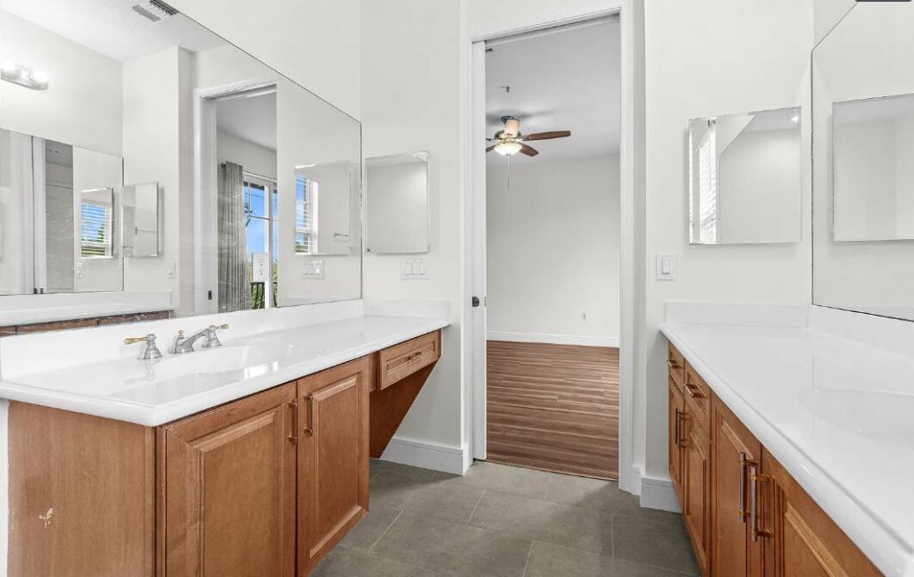 536 N West 39th Circle, Boca Raton, FL 33431 Photo