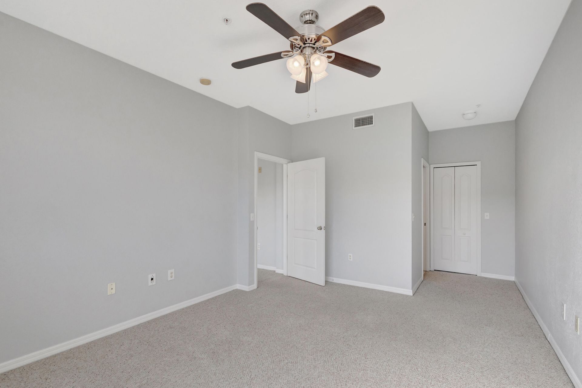 11020 Legacy Drive, Unit 303, Palm Beach Gardens, FL 33410 Photo