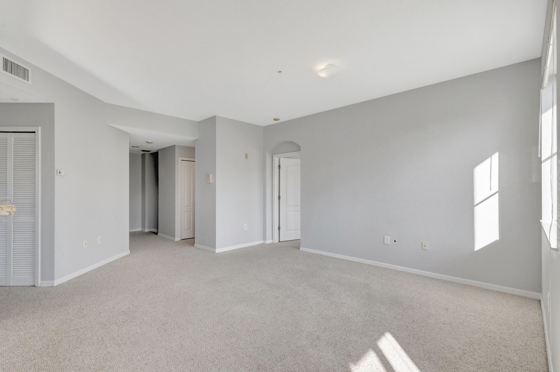 11020 Legacy Drive, Unit 303, Palm Beach Gardens, FL 33410 Photo