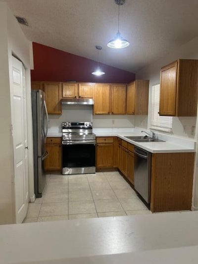 5218 NW West Piper Circle, Port Saint Lucie, FL 34986 Photo