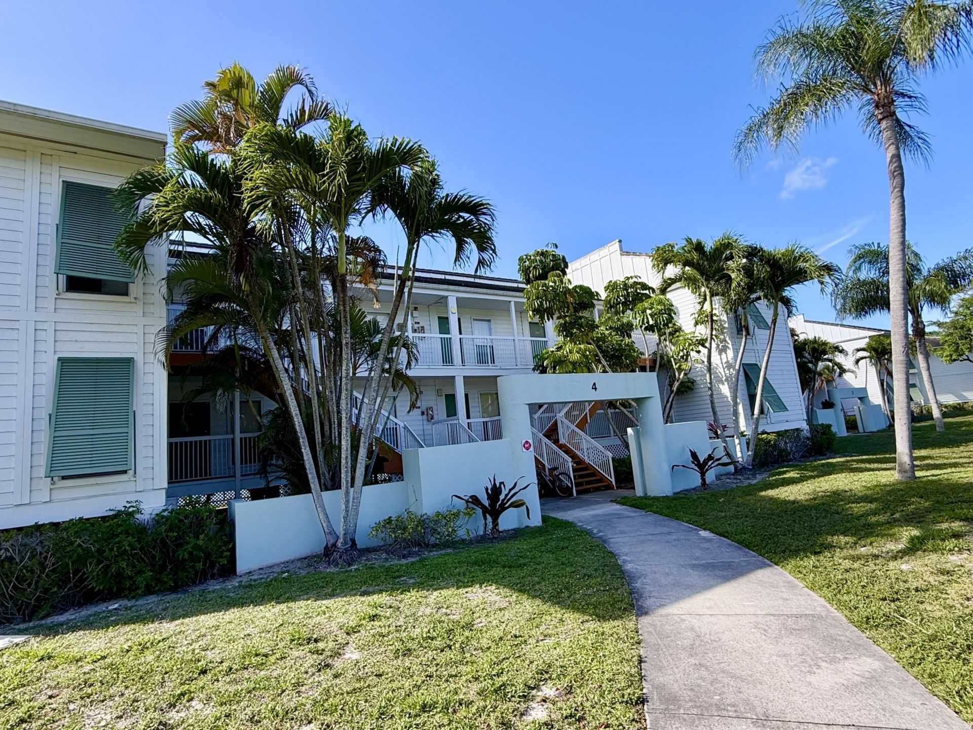 273 Cypress Point Drive, Palm Beach Gardens, FL 33418 Photo