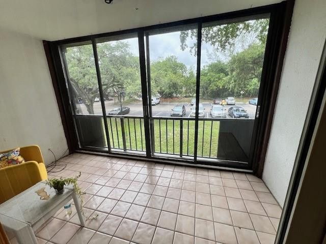 3740 Inverrary Drive, Unit 2u, Lauderhill, FL 33319 Photo