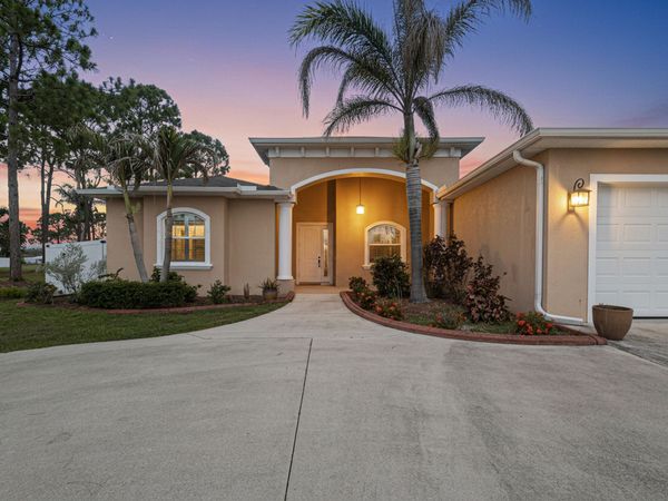 6462 NW Colgate Street, Port St. Lucie, FL 34986