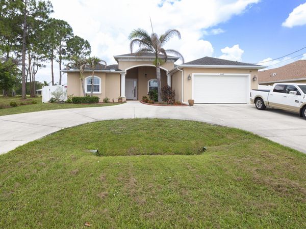 6462 NW Colgate Street, Port St. Lucie, FL 34986