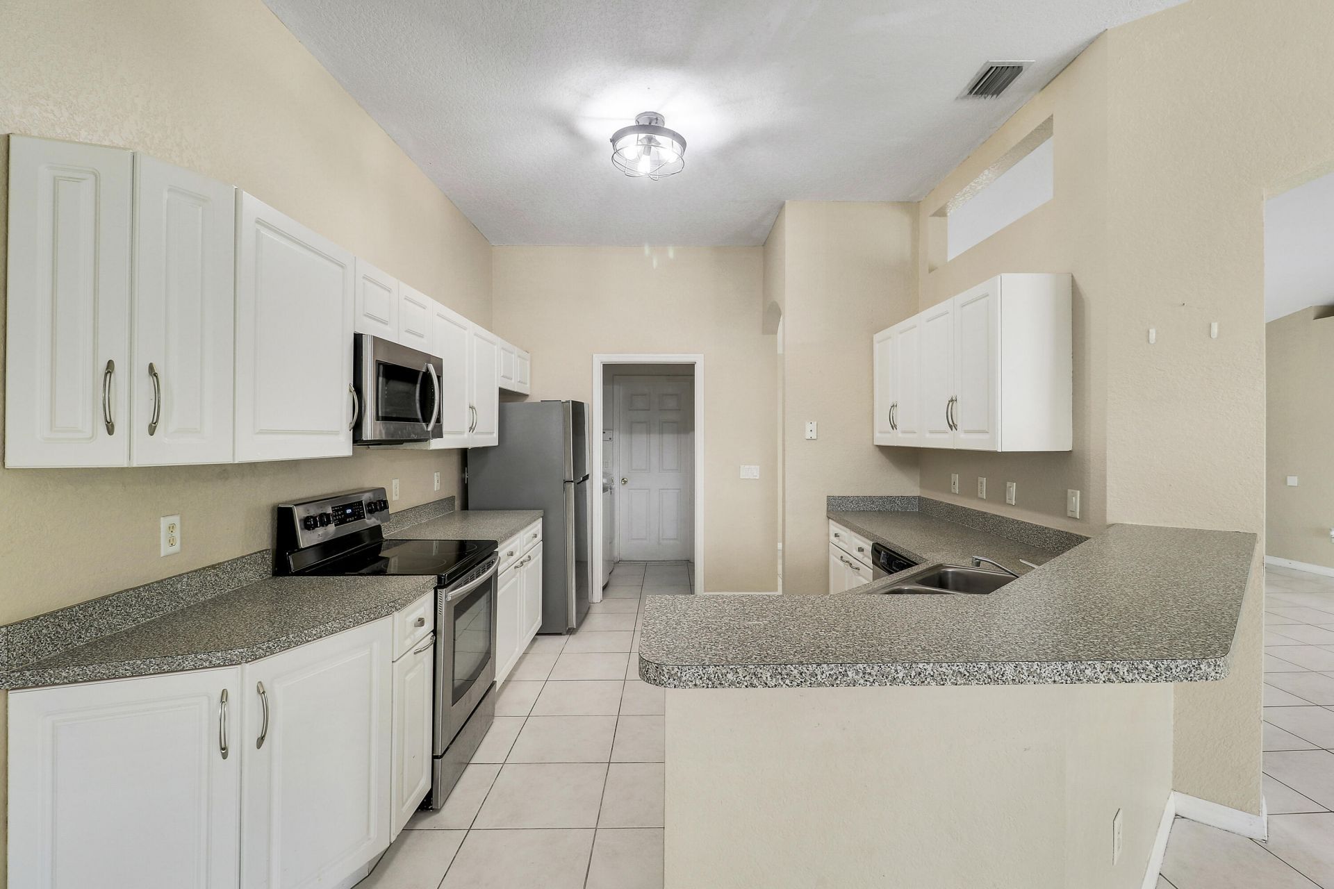 436 SW Bradshaw Circle, Port Saint Lucie, FL 34953 Photo