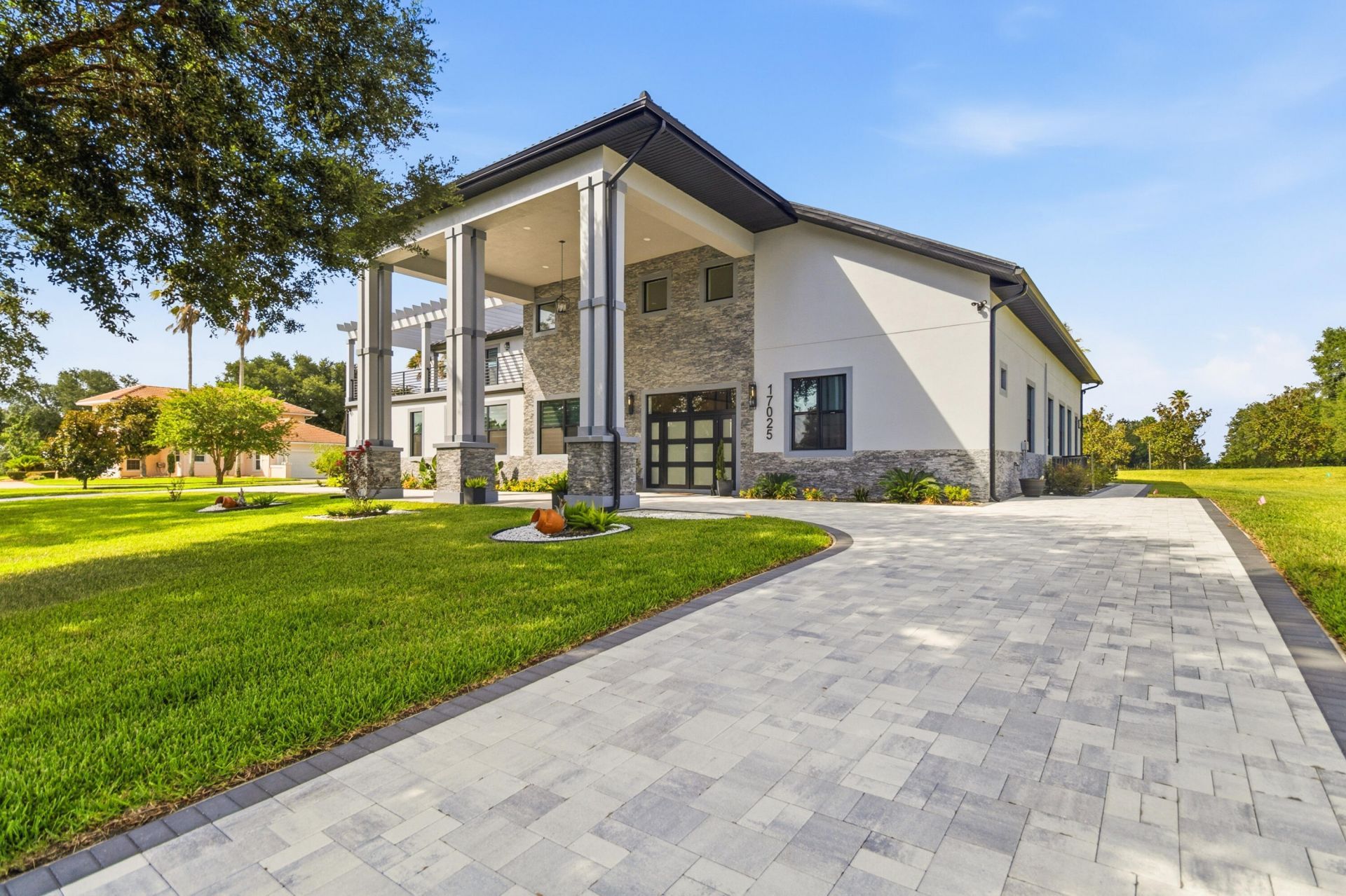 17025 Royal Palm Drive, Groveland, FL 34736 Photo
