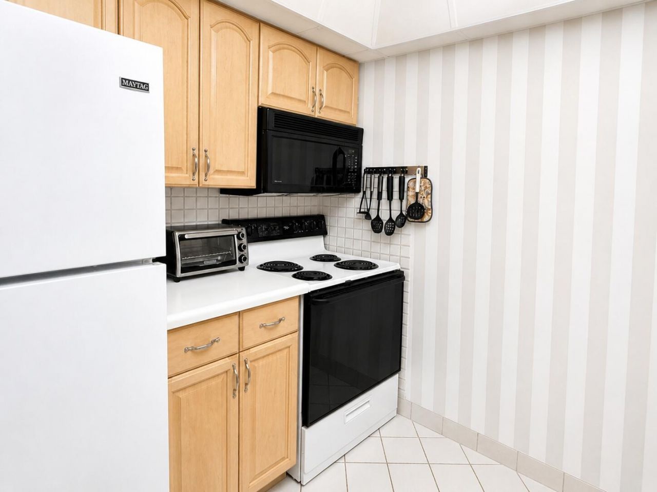 4501 S Ocean Boulevard, Unit D4, South Palm Beach, FL 33480 Photo