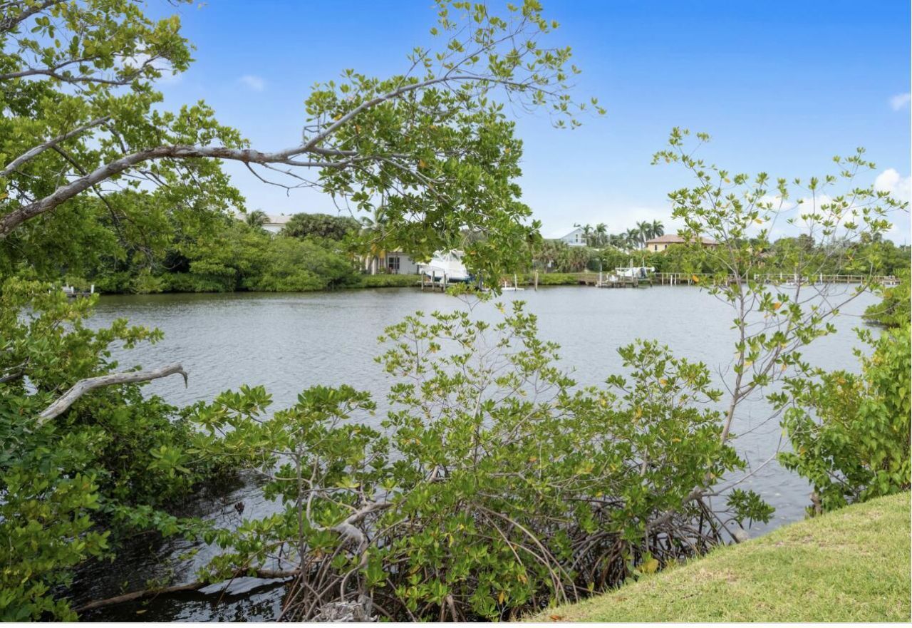 4501 S Ocean Boulevard, Unit D4, South Palm Beach, FL 33480 Photo