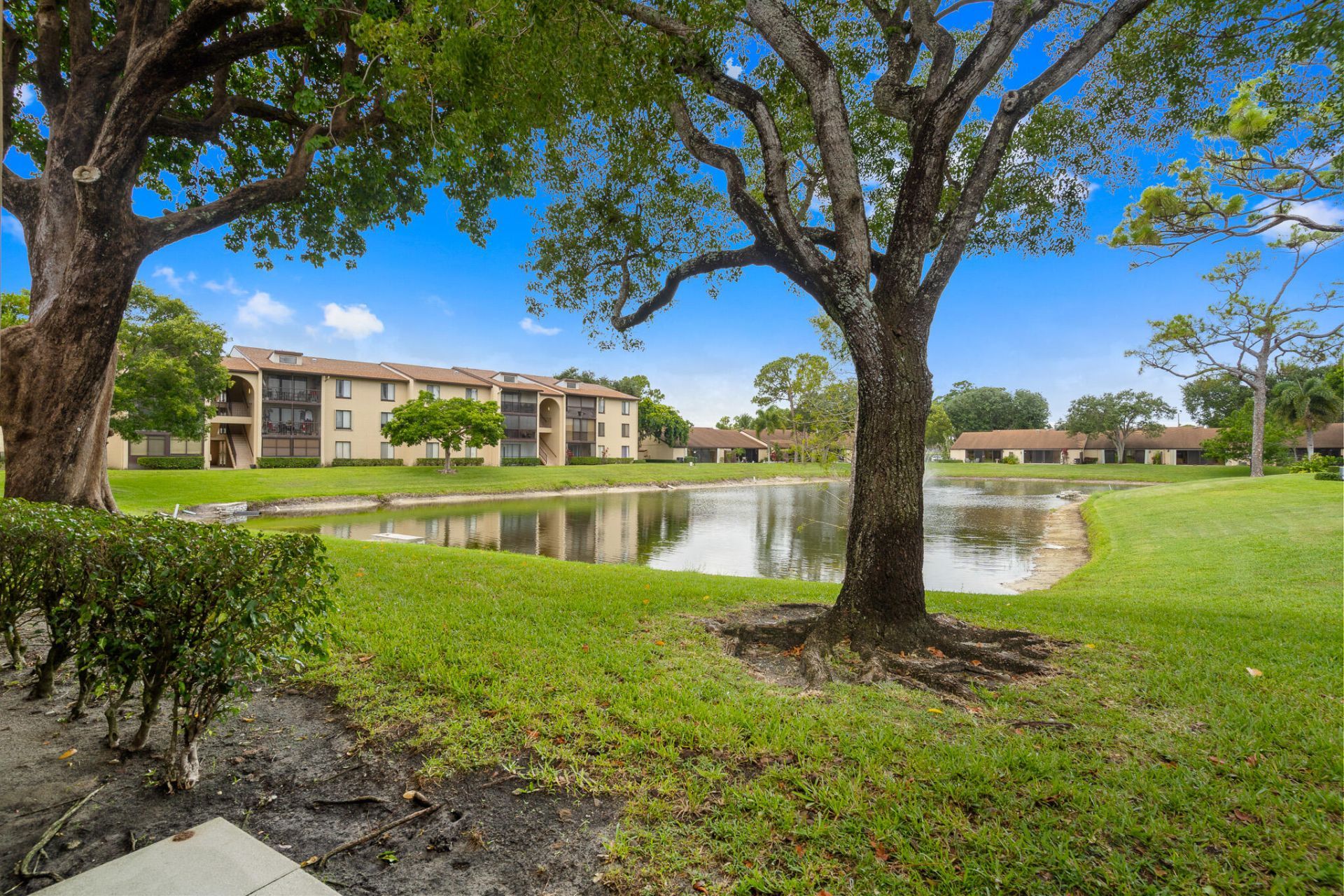 610 Sea Pine Way, Unit H2, Greenacres, FL 33415 Photo