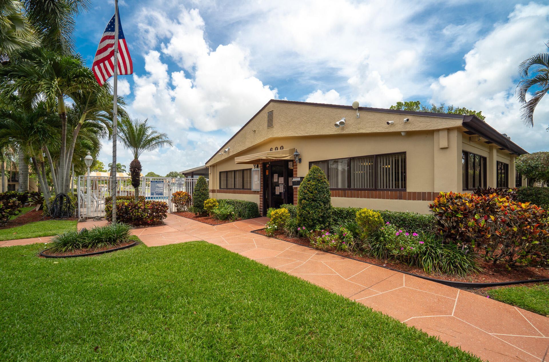 610 Sea Pine Way, Unit H2, Greenacres, FL 33415 Photo