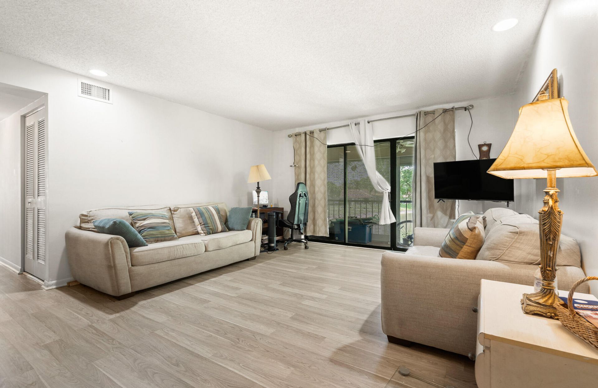 610 Sea Pine Way, Unit H2, Greenacres, FL 33415 Photo