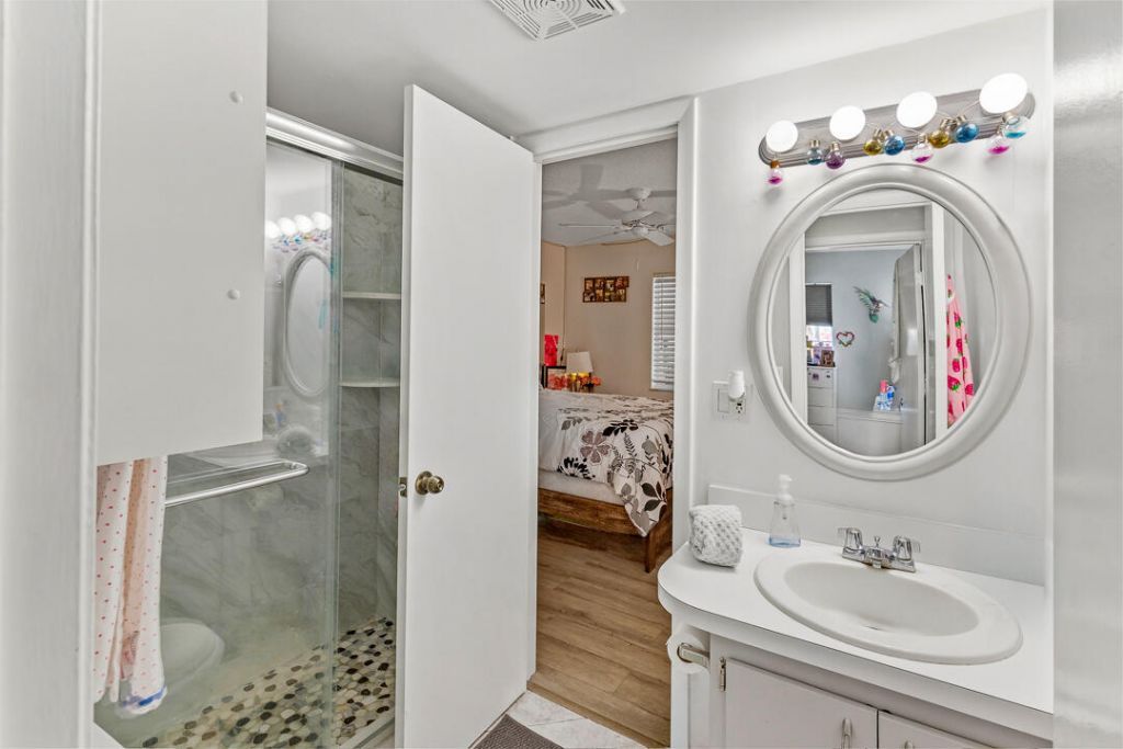 1975 SW Palm City Road, Unit G, Stuart, FL 34994 Photo