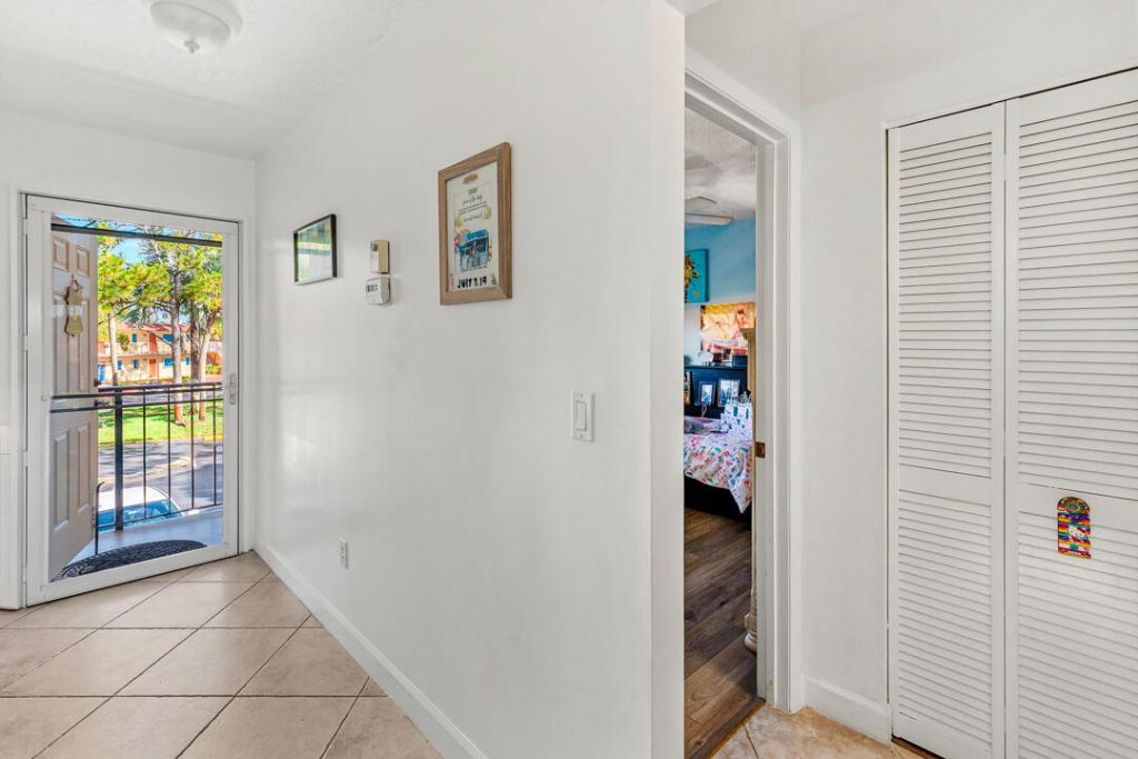 1975 SW Palm City Road, Unit G, Stuart, FL 34994 Photo