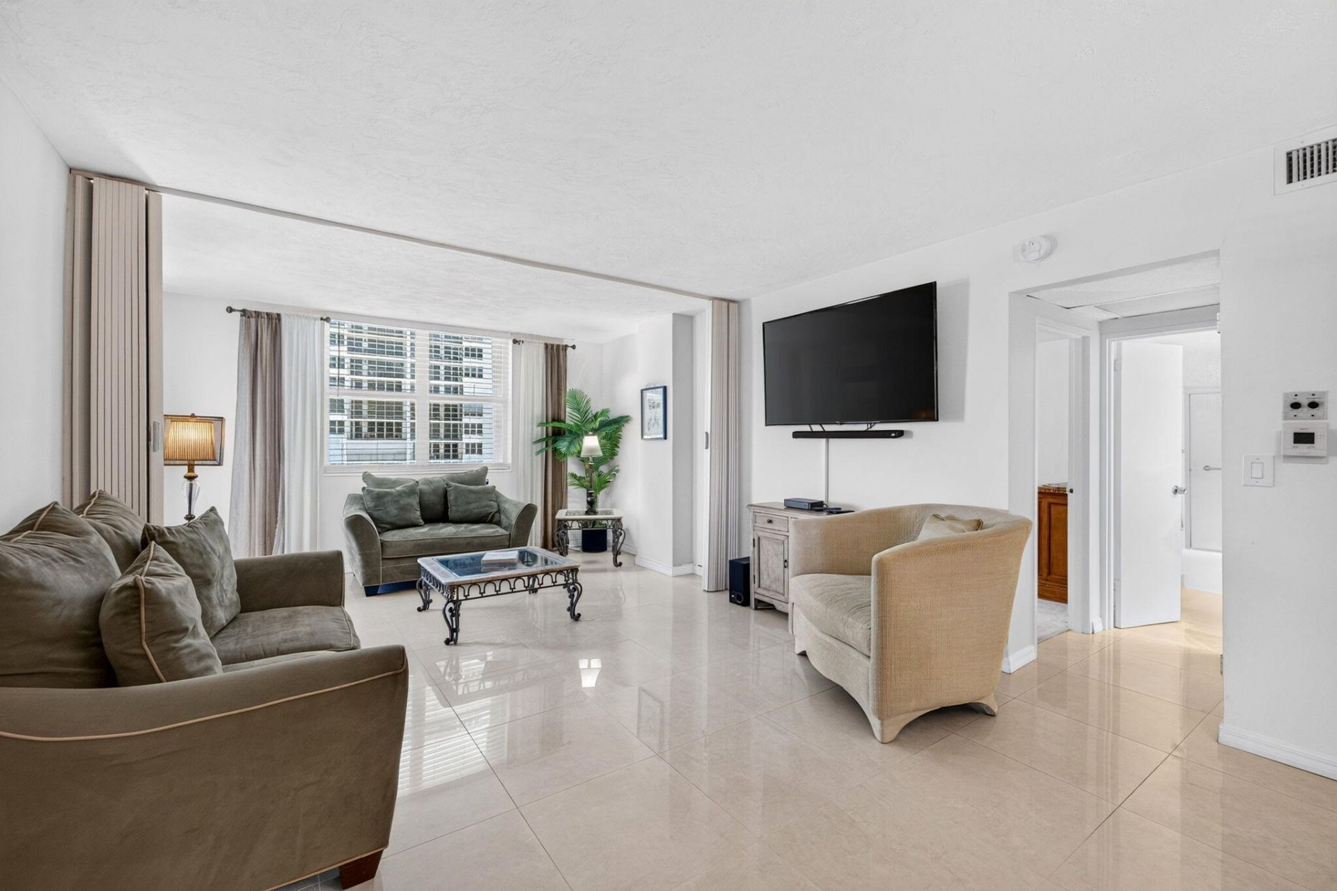 4250 Galt Ocean Drive, Unit 12g, Fort Lauderdale, FL 33308 Photo