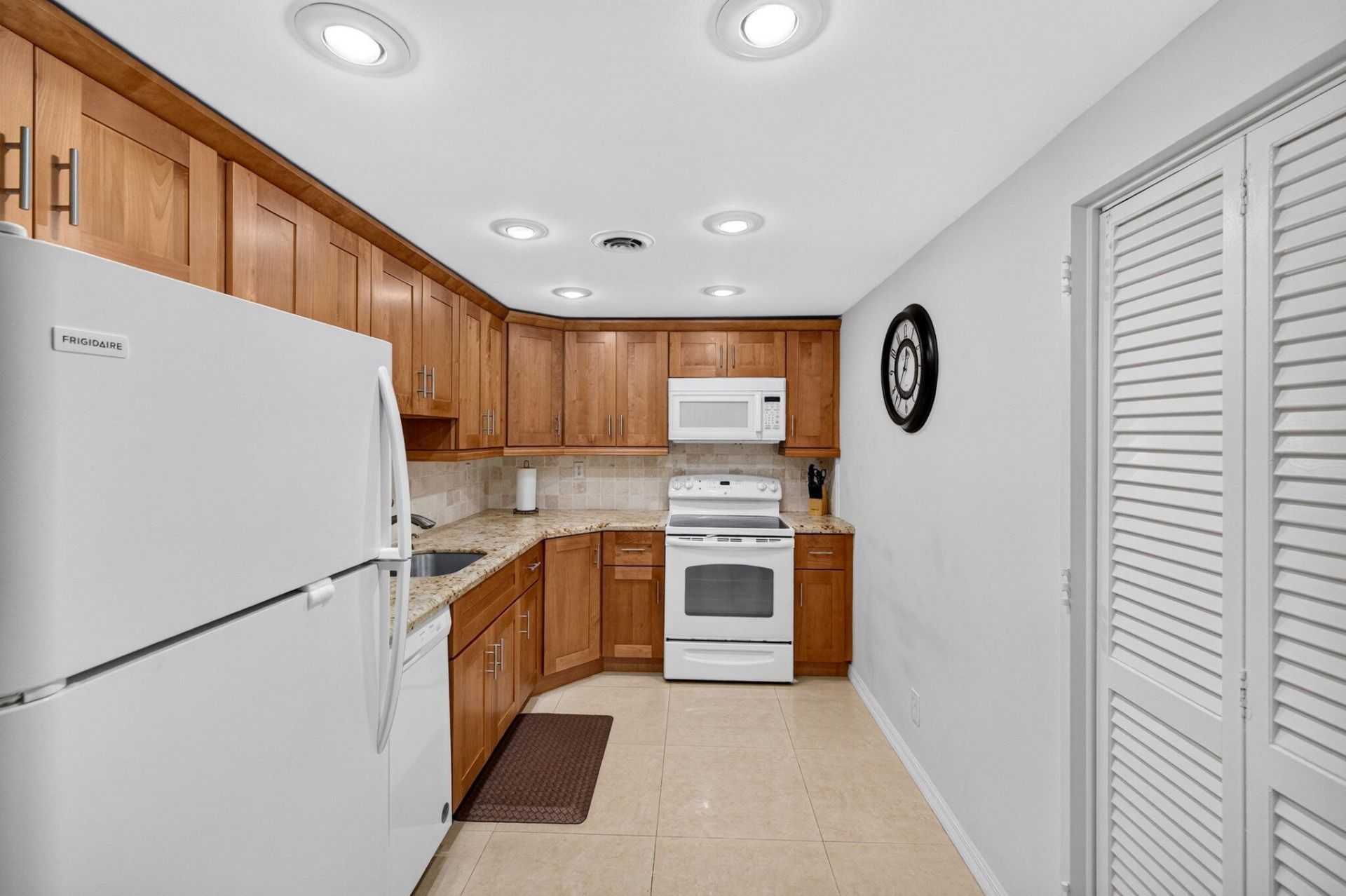 4250 Galt Ocean Drive, Unit 12g, Fort Lauderdale, FL 33308 Photo